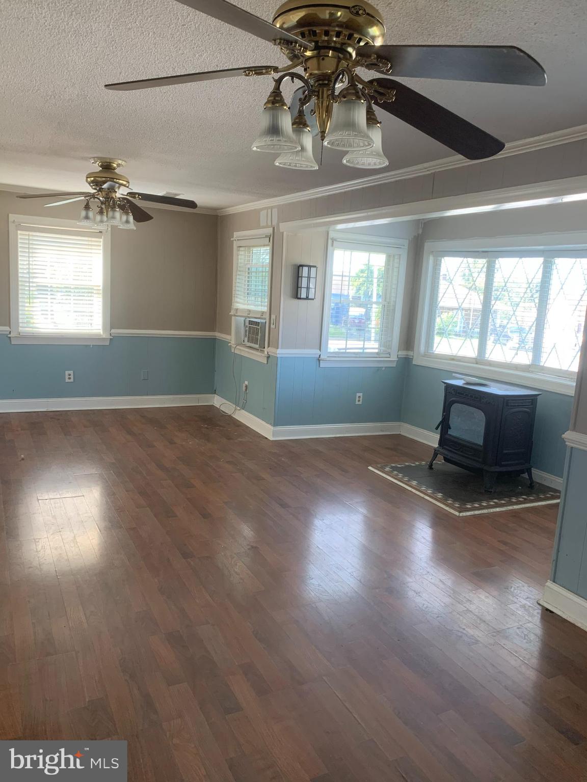 NORWOOD PARK - Residential