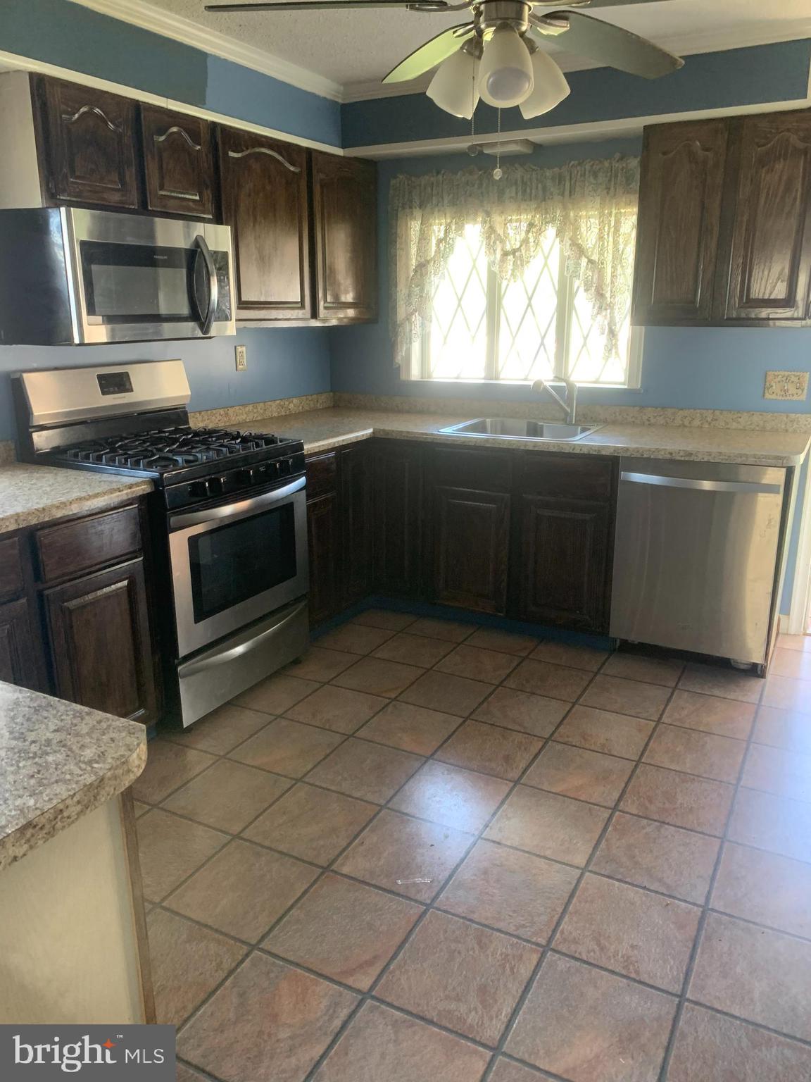 NORWOOD PARK - Residential