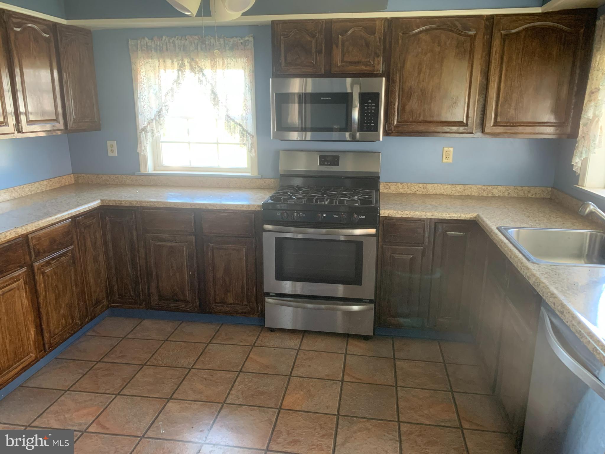 NORWOOD PARK - Residential