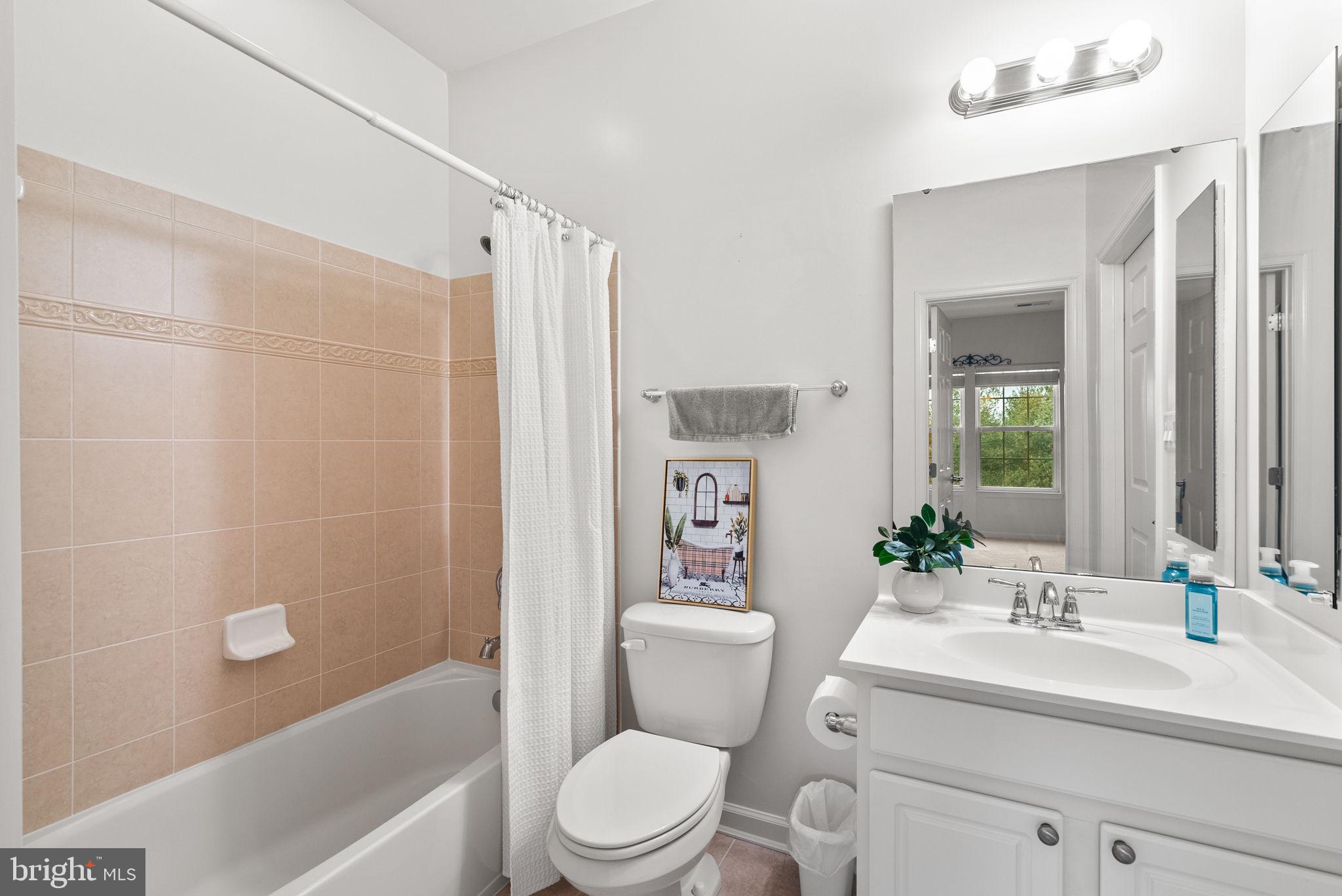 LEGACY AT VILLAGE CREST - Residential