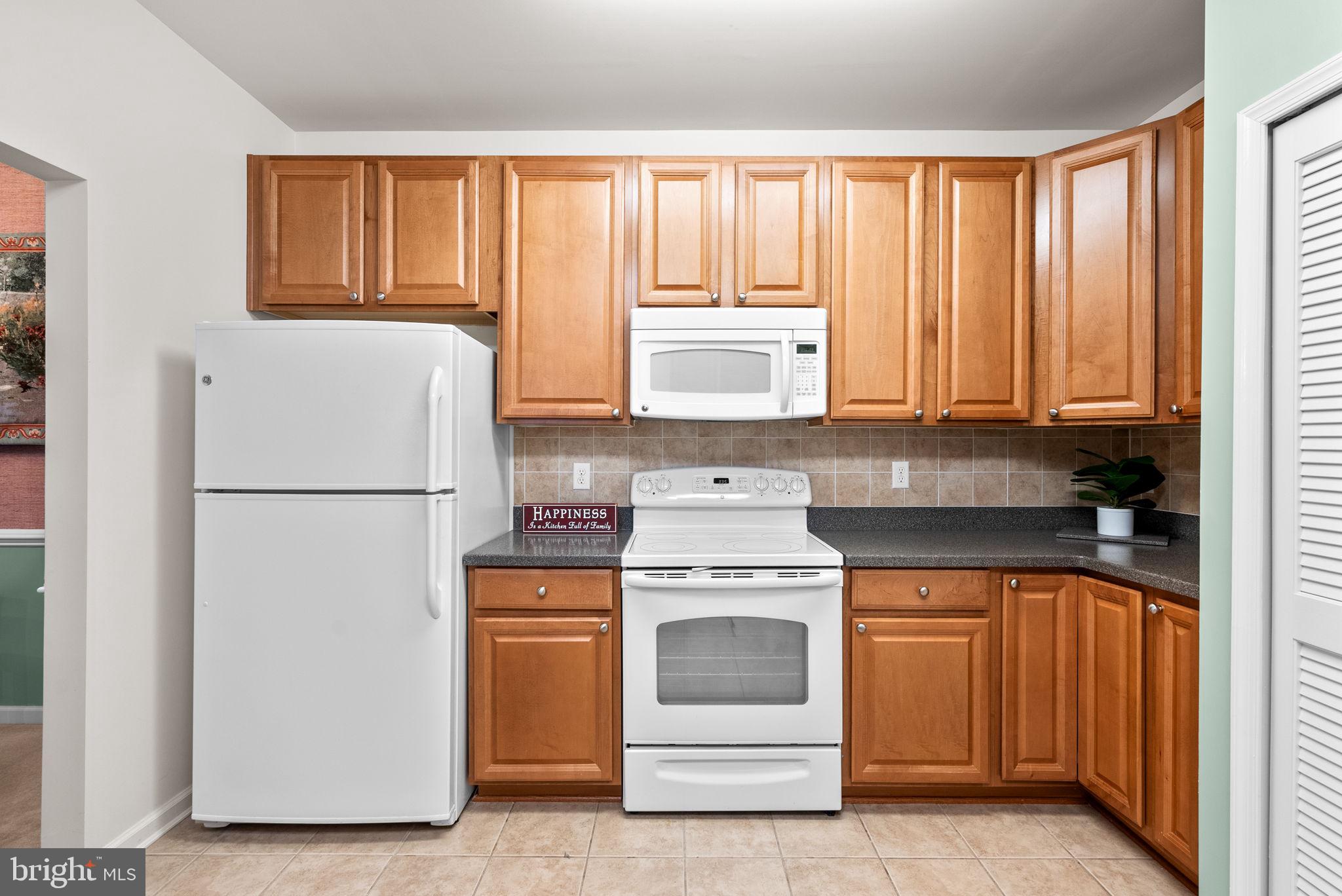 LEGACY AT VILLAGE CREST - Residential