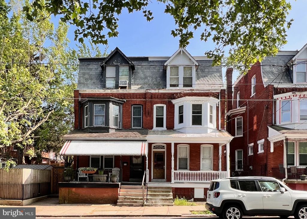 Photo of 838 E ORANGE ST, LANCASTER, PA 17602 (MLS # PALA2034758)