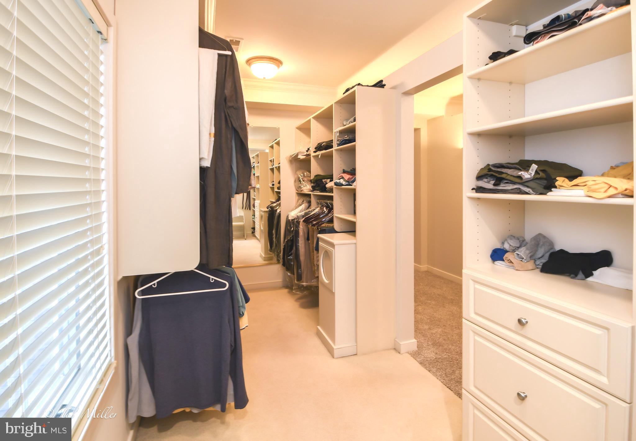 SUNSET KNOLL - Residential