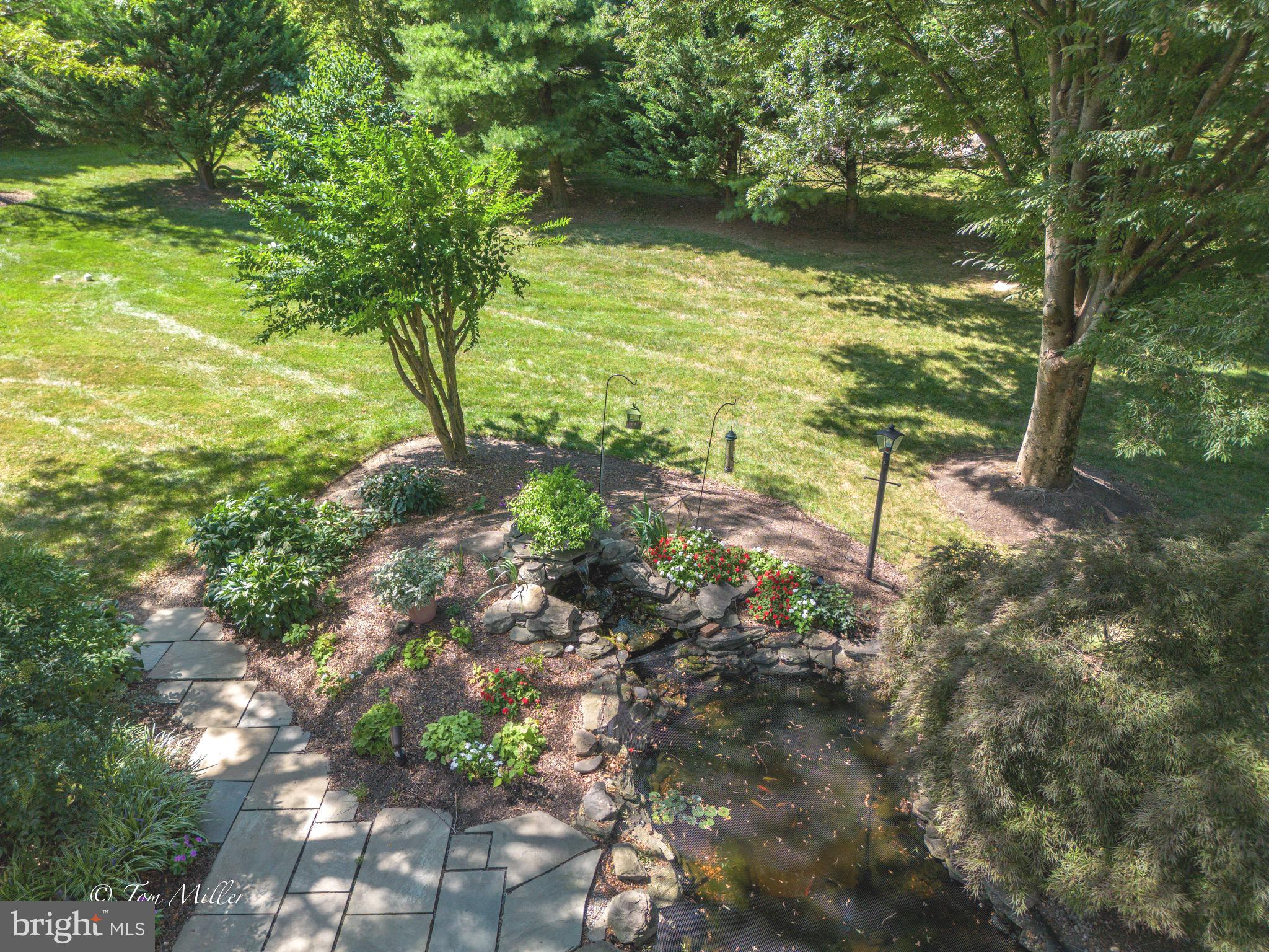 SUNSET KNOLL - Residential