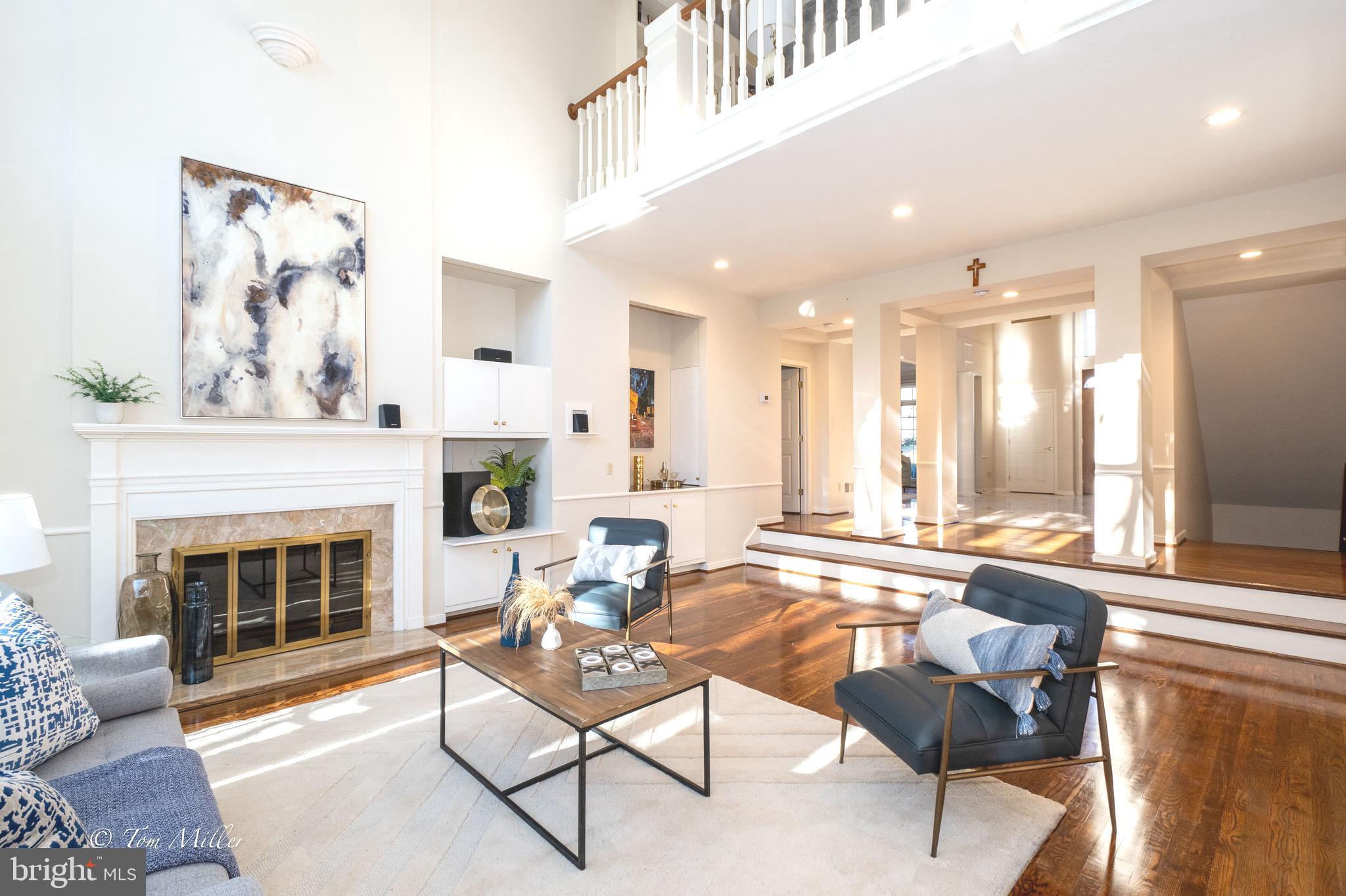 SUNSET KNOLL - Residential