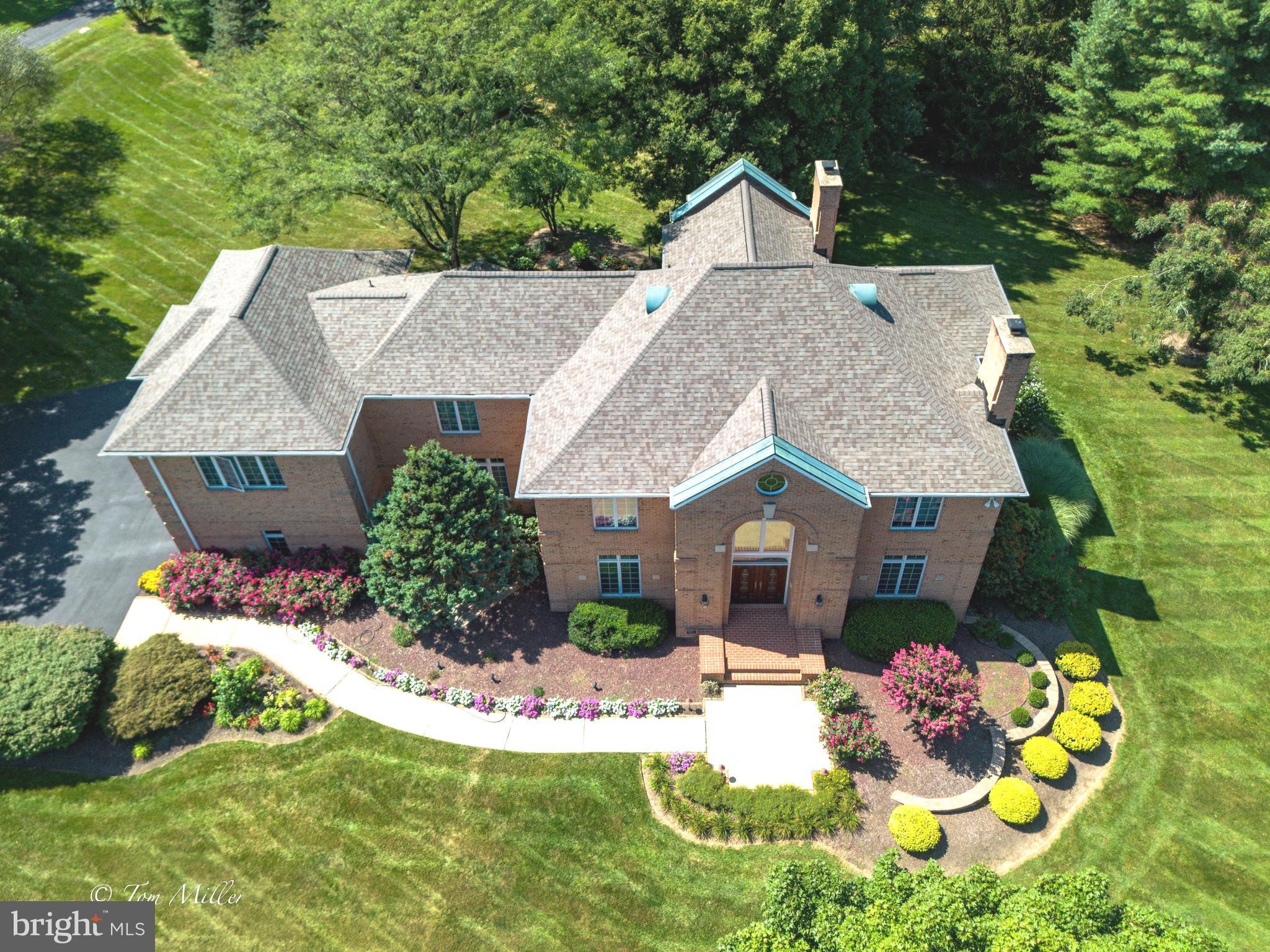 SUNSET KNOLL - Residential