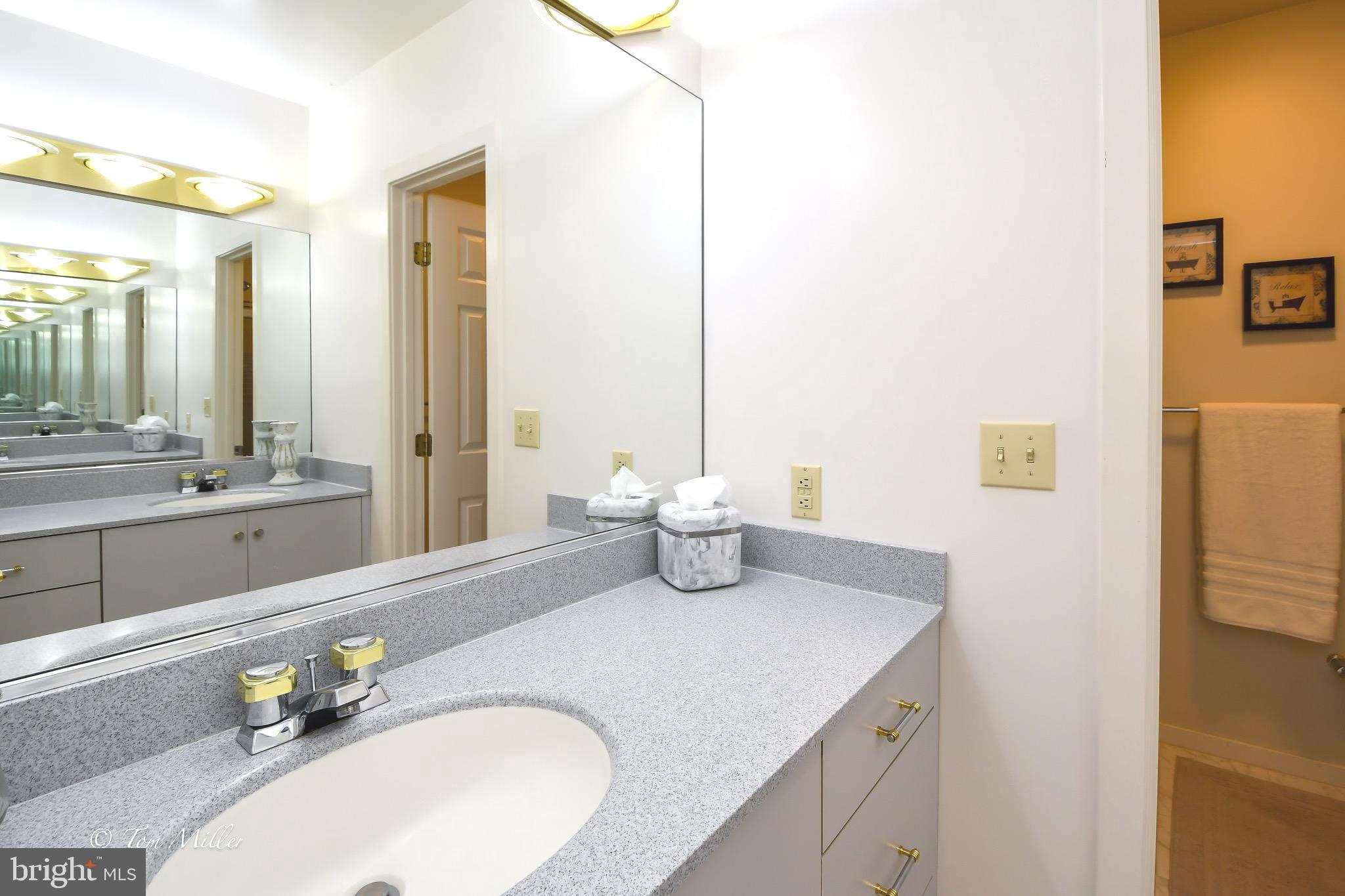 SUNSET KNOLL - Residential