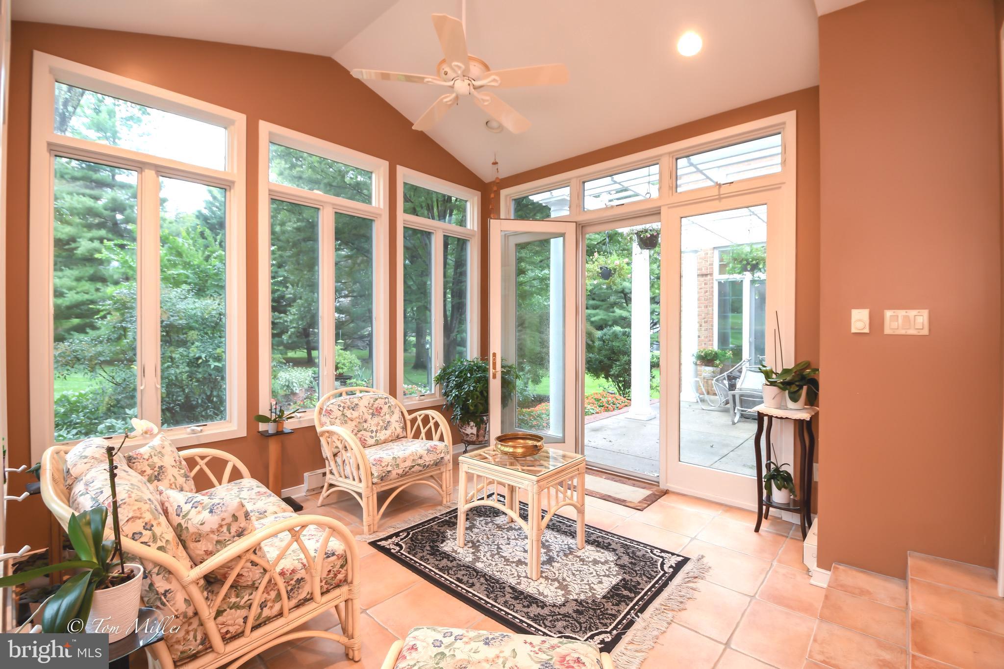 SUNSET KNOLL - Residential