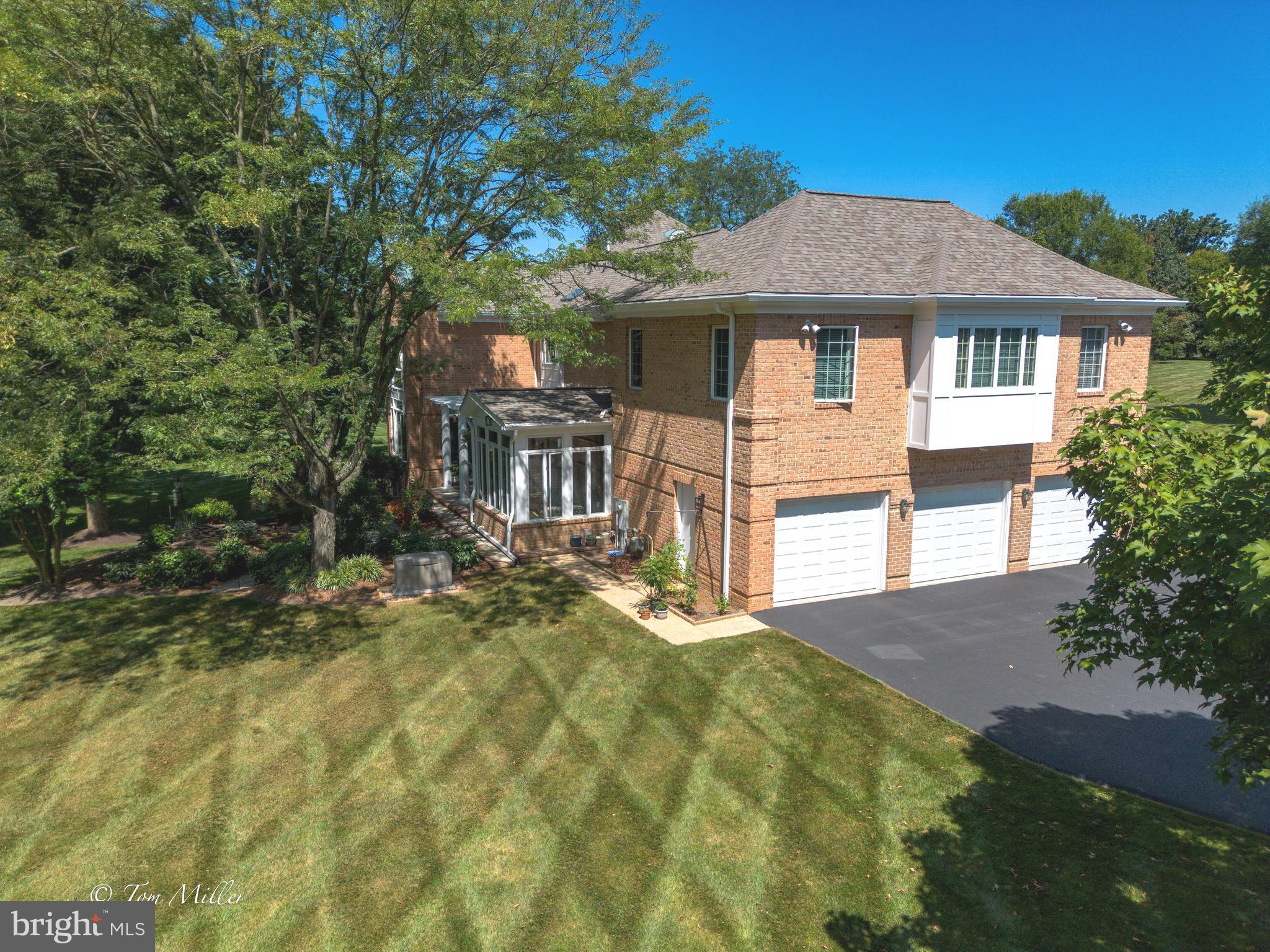 SUNSET KNOLL - Residential