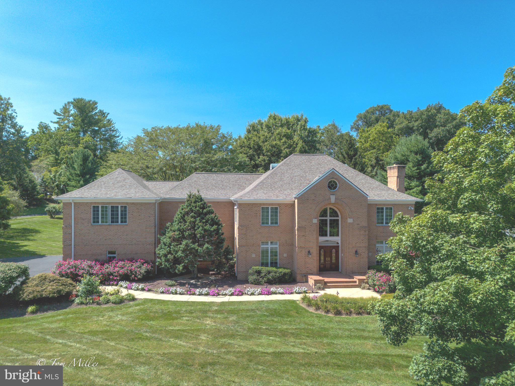SUNSET KNOLL - Residential