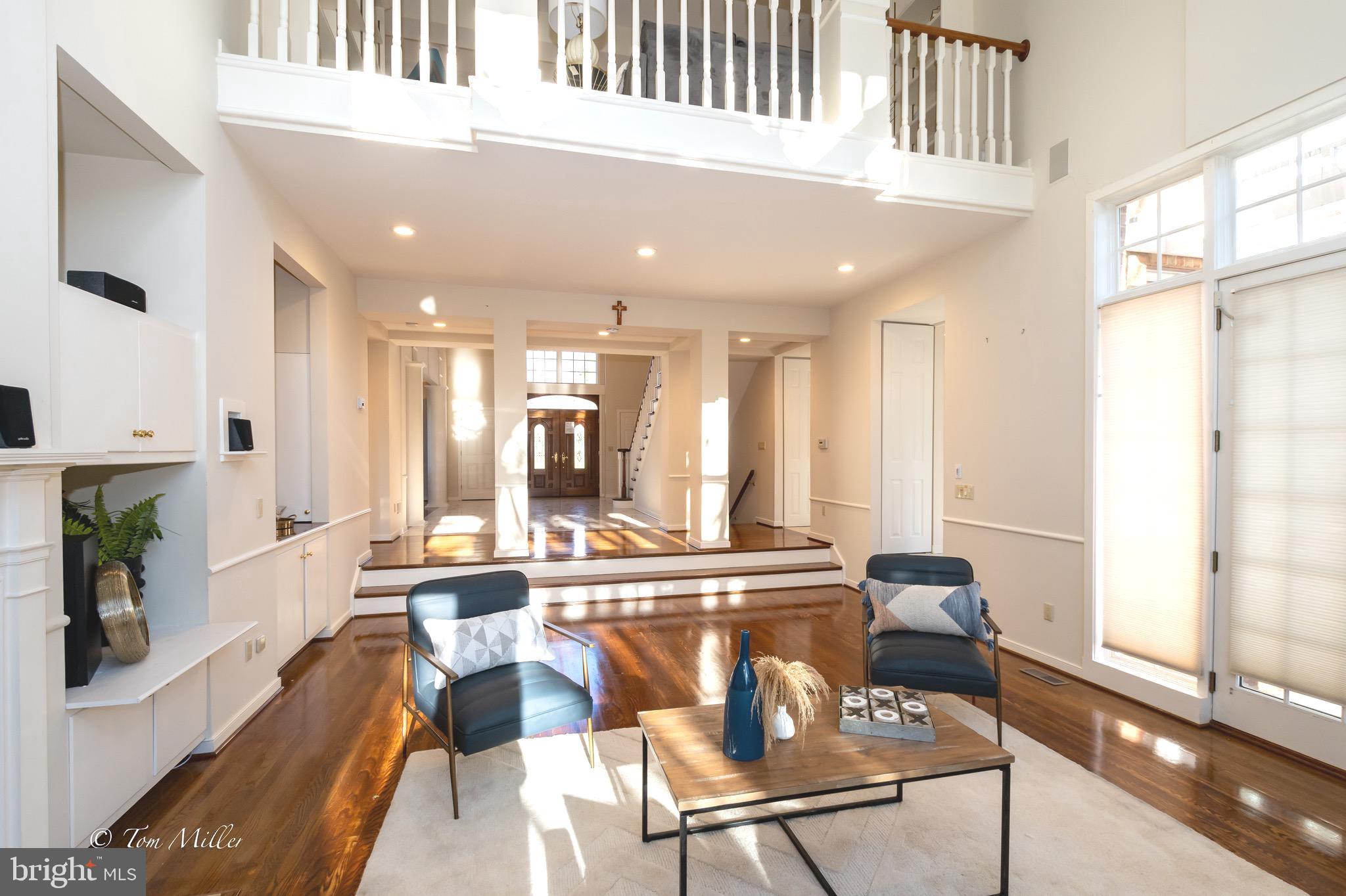 SUNSET KNOLL - Residential