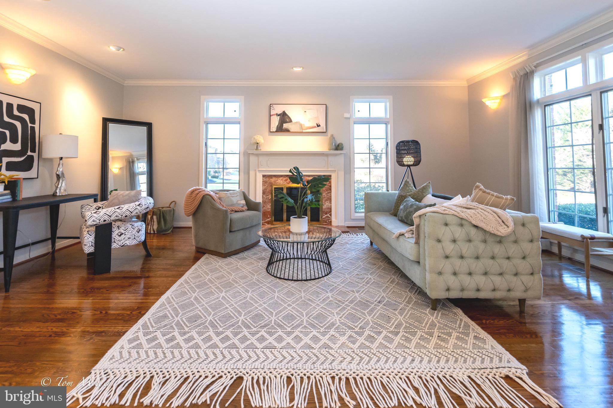 SUNSET KNOLL - Residential