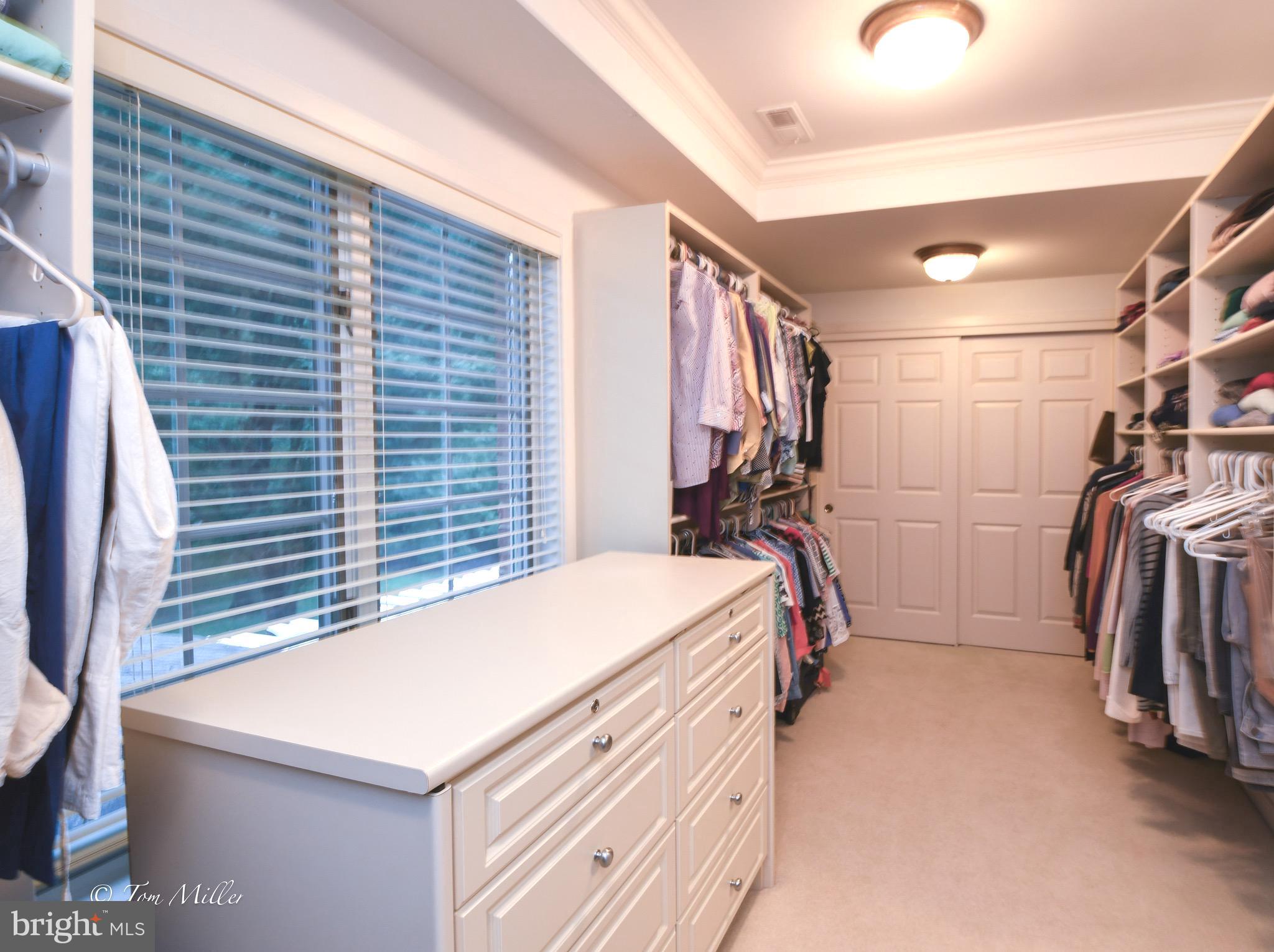 SUNSET KNOLL - Residential