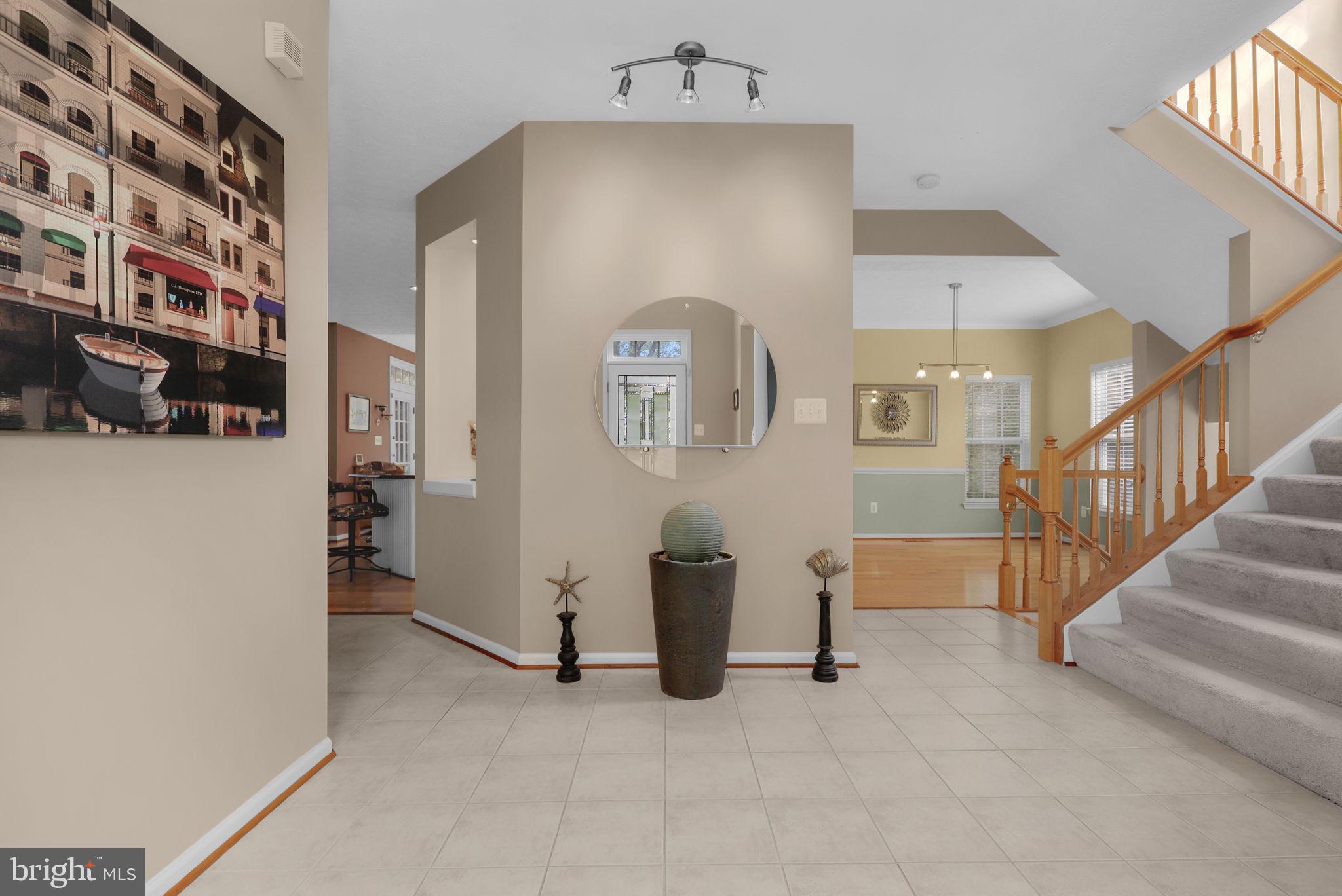 6465 FOREST HILLS COURT