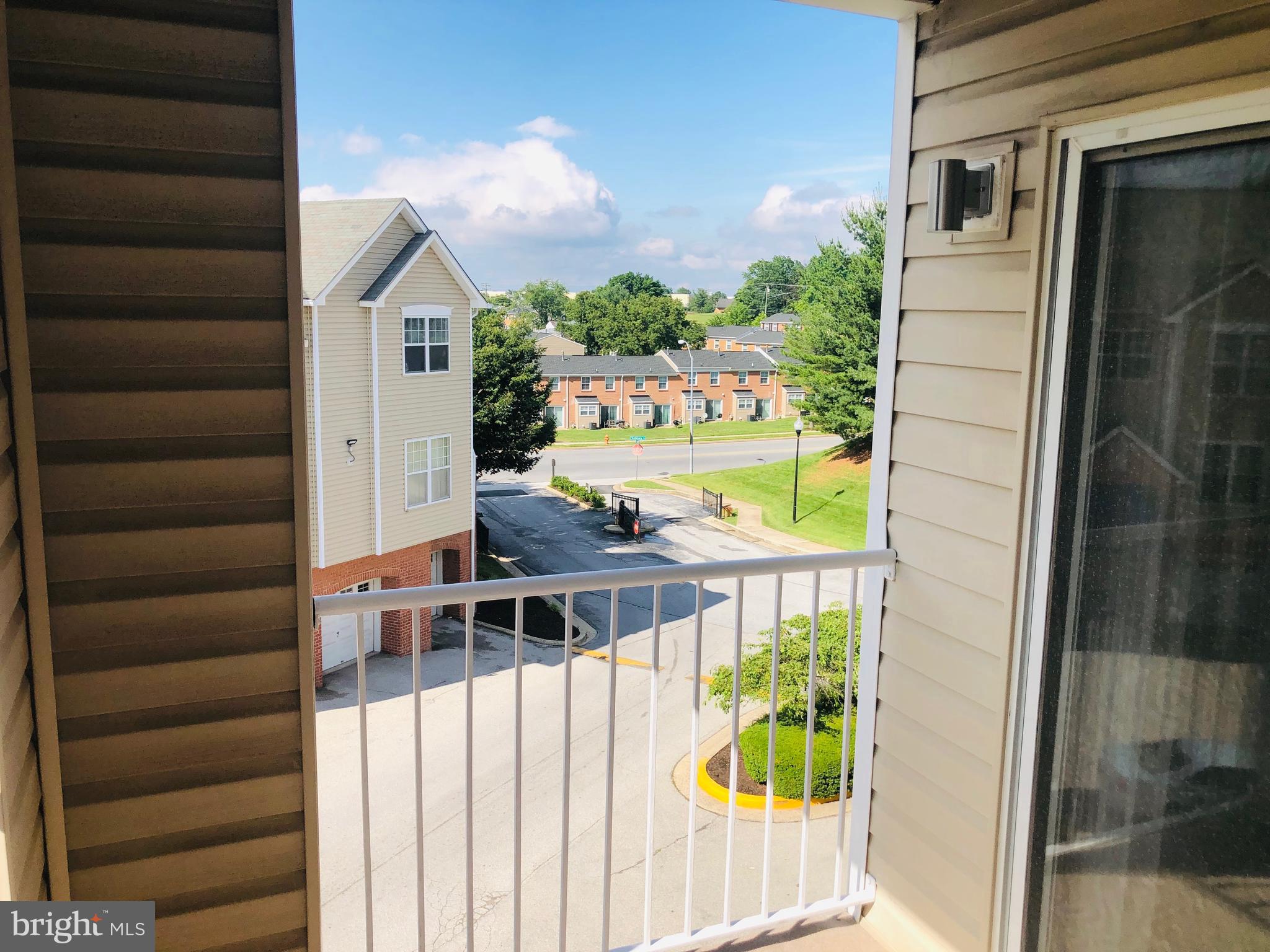 BRISTOL PARK - Residential