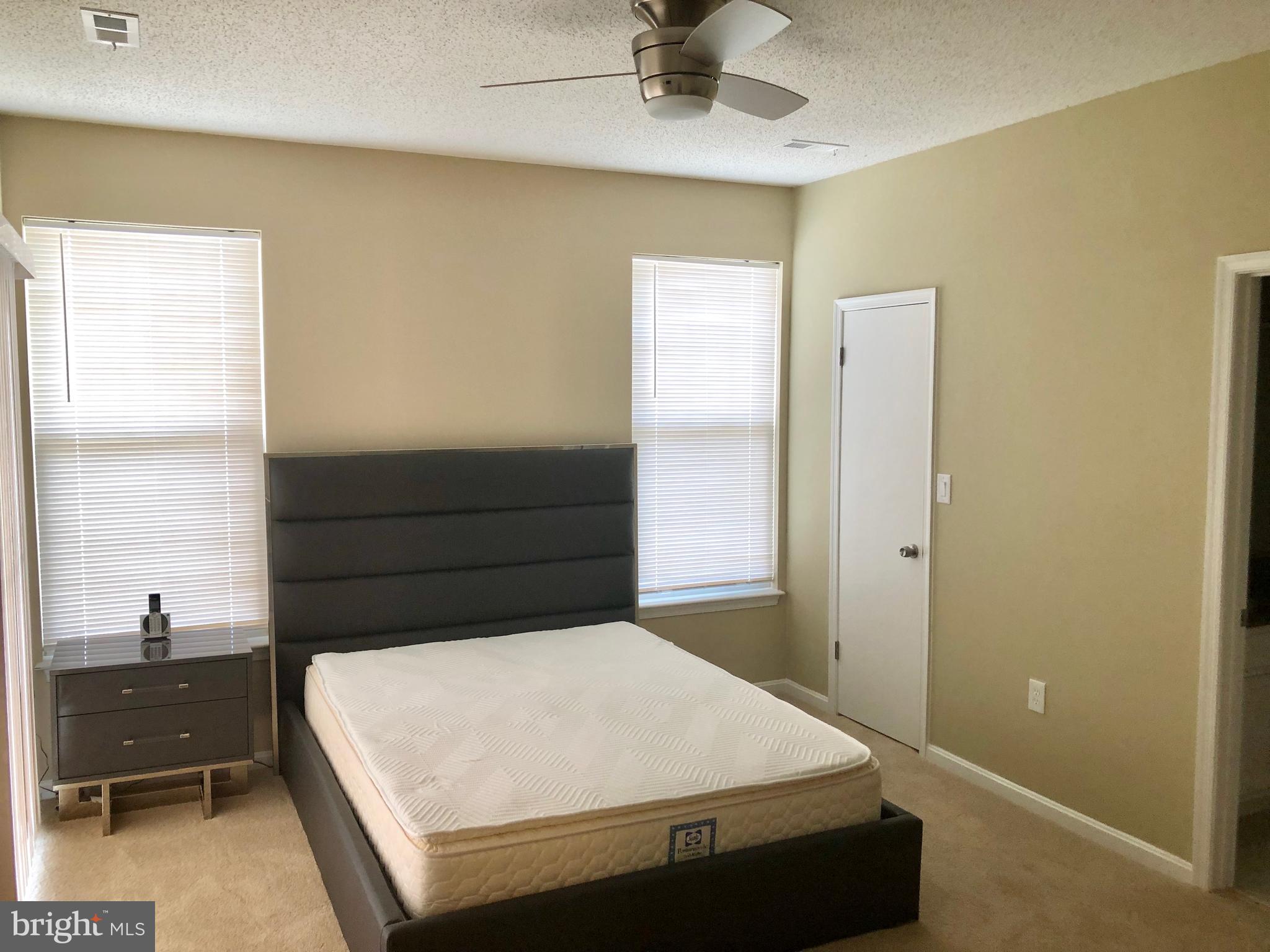 BRISTOL PARK - Residential