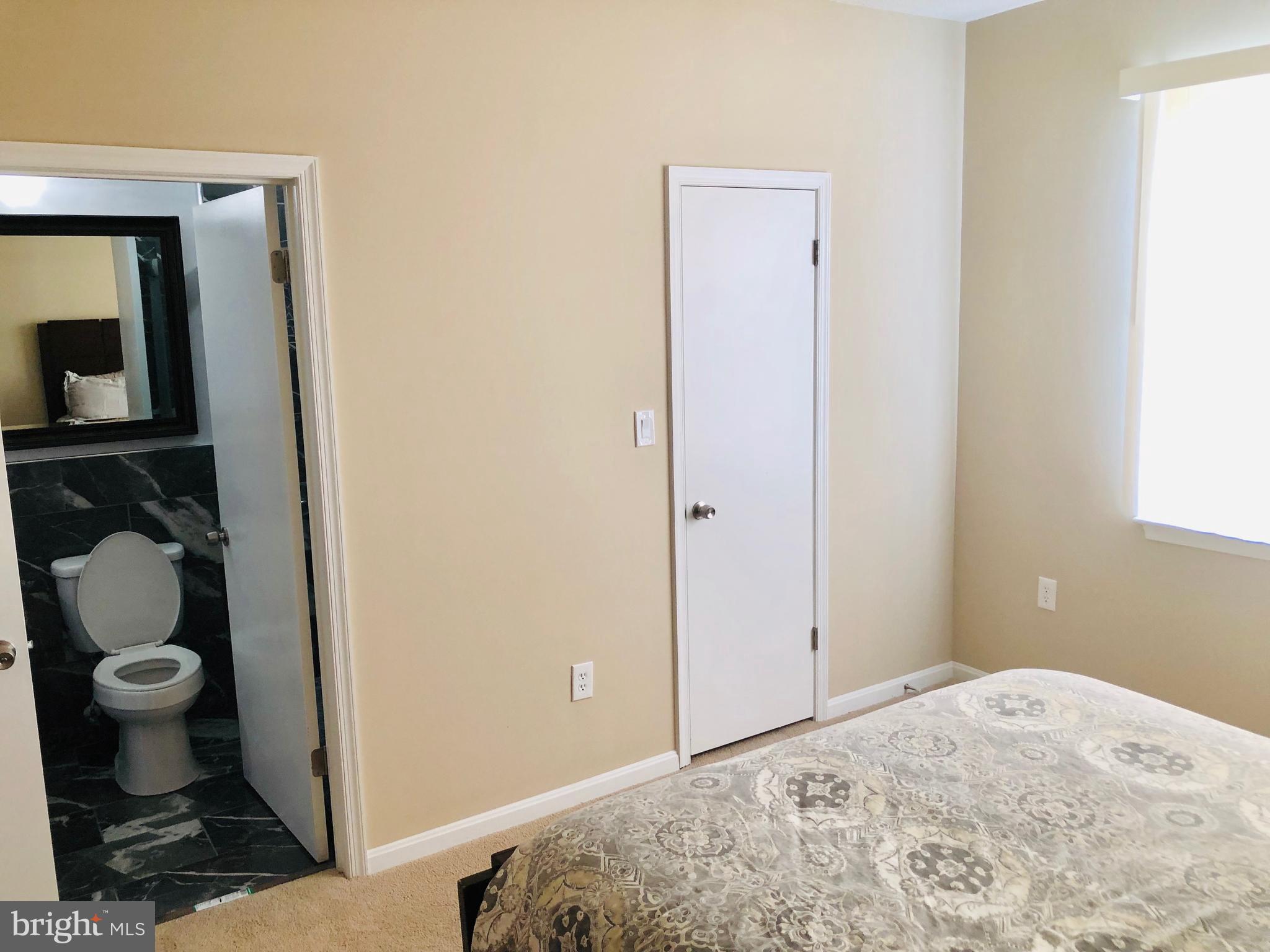 BRISTOL PARK - Residential