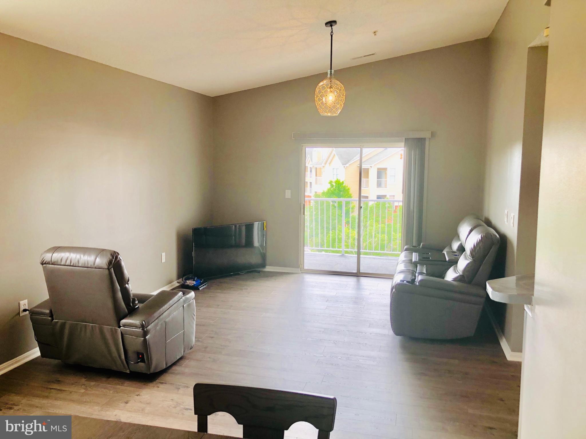 BRISTOL PARK - Residential