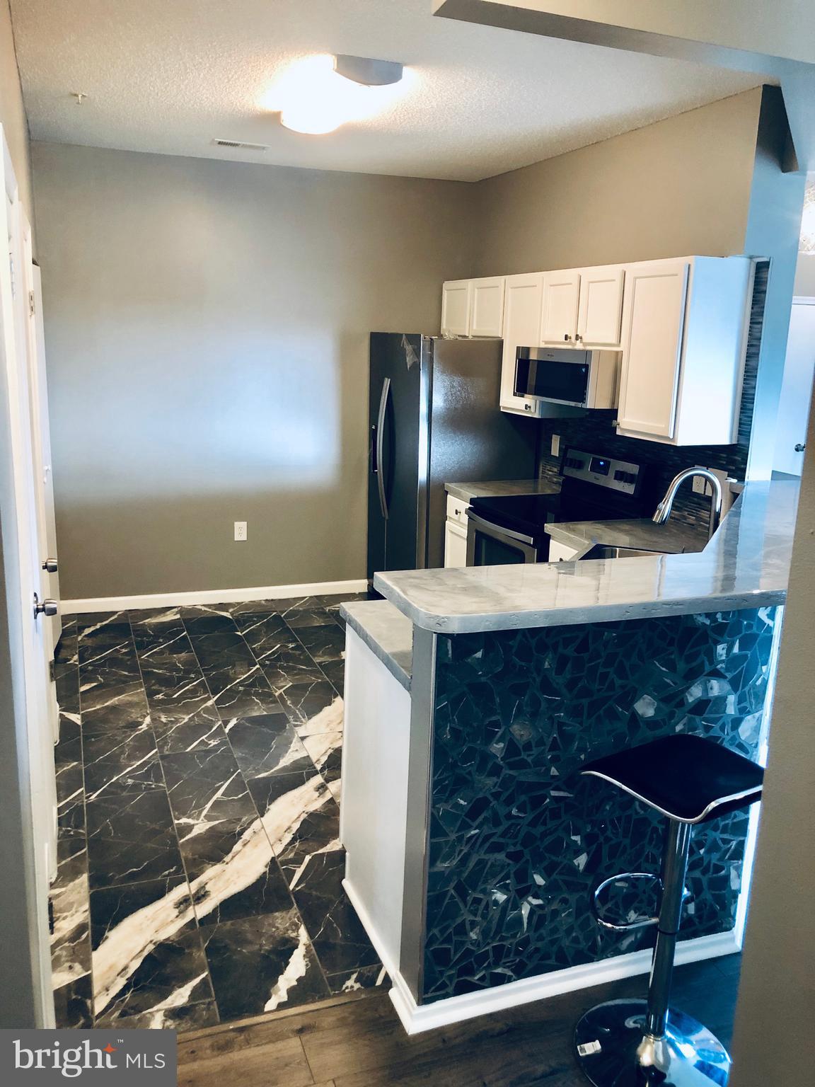 BRISTOL PARK - Residential