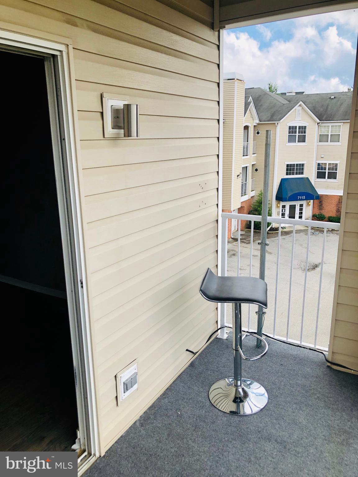 BRISTOL PARK - Residential