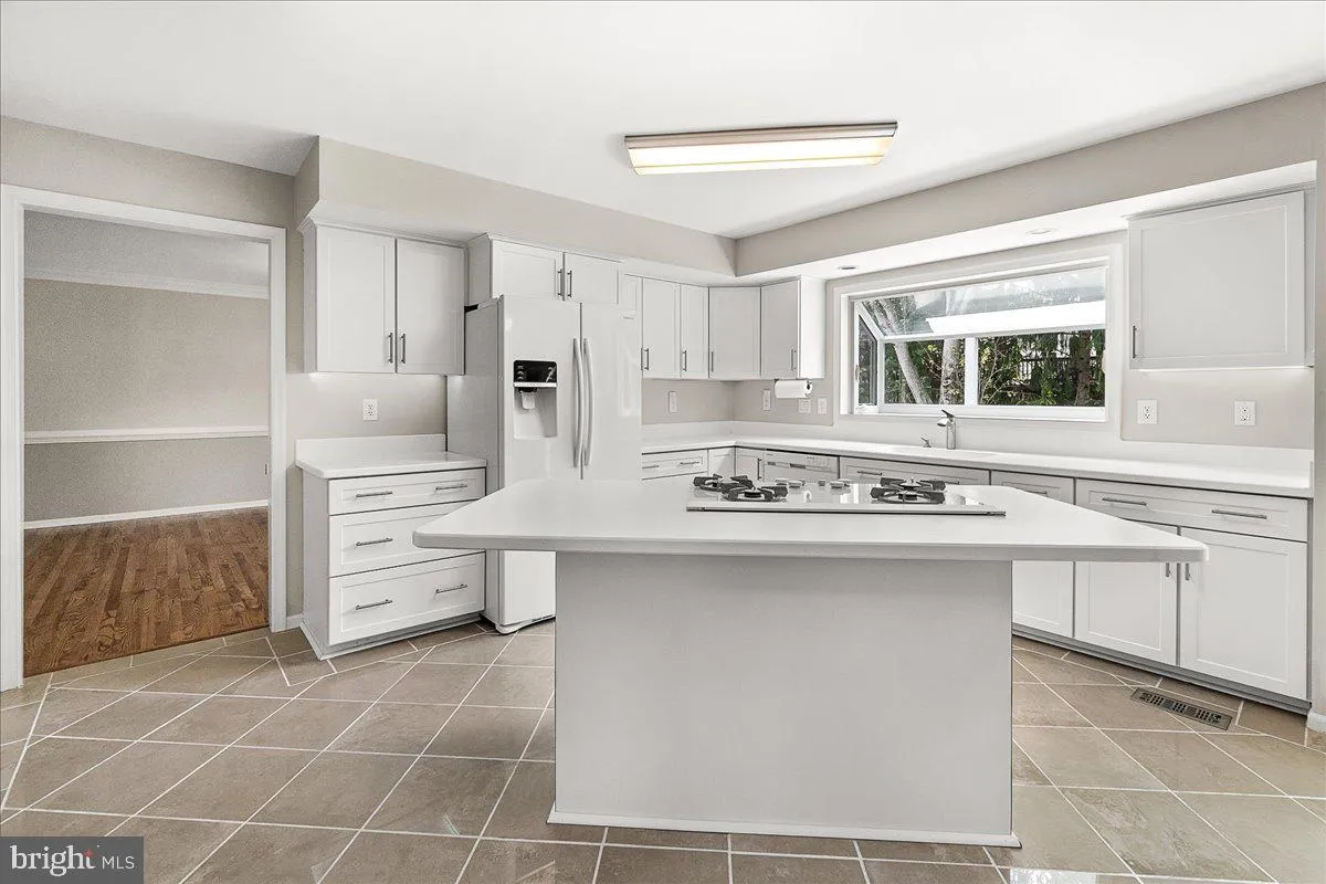 Frederick, Maryland 21703, United States, 4 Bedrooms Bedrooms, ,4 BathroomsBathrooms,Residential,Active,115084