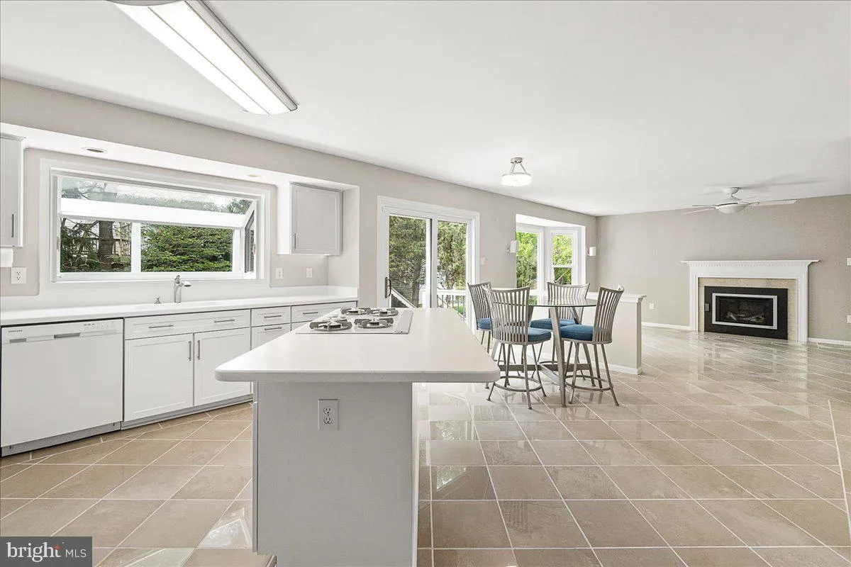 Frederick, Maryland 21703, United States, 4 Bedrooms Bedrooms, ,4 BathroomsBathrooms,Residential,Active,115084