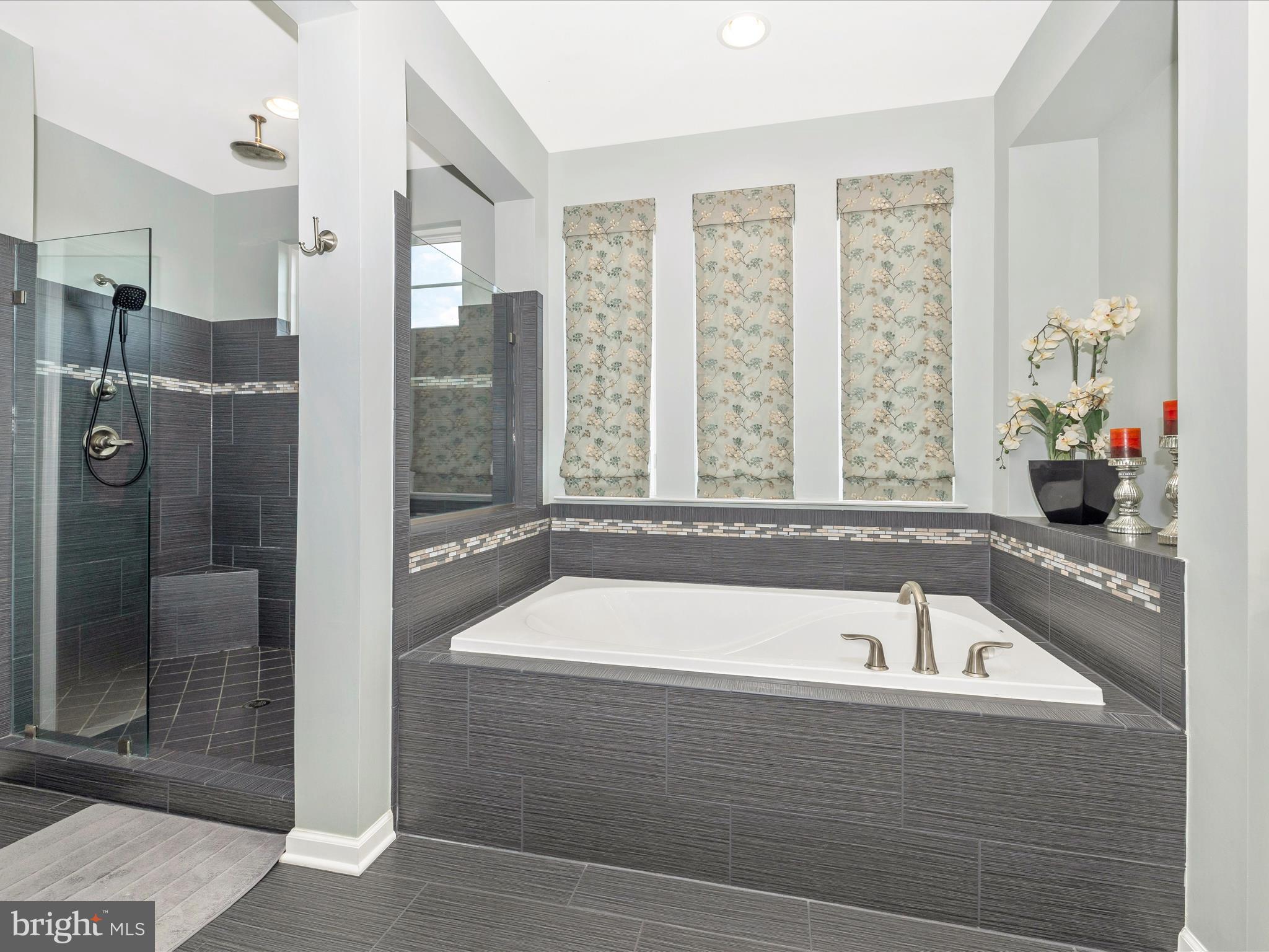 GLADHILL ESTATES - Residential