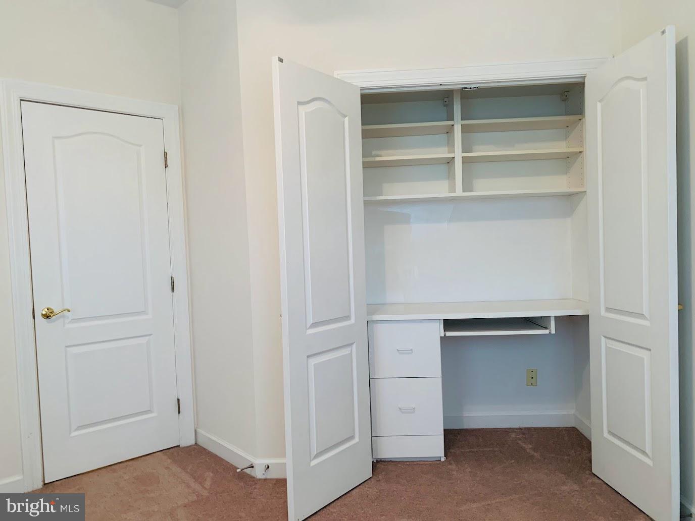 BELMONT BAY - Residential Lease