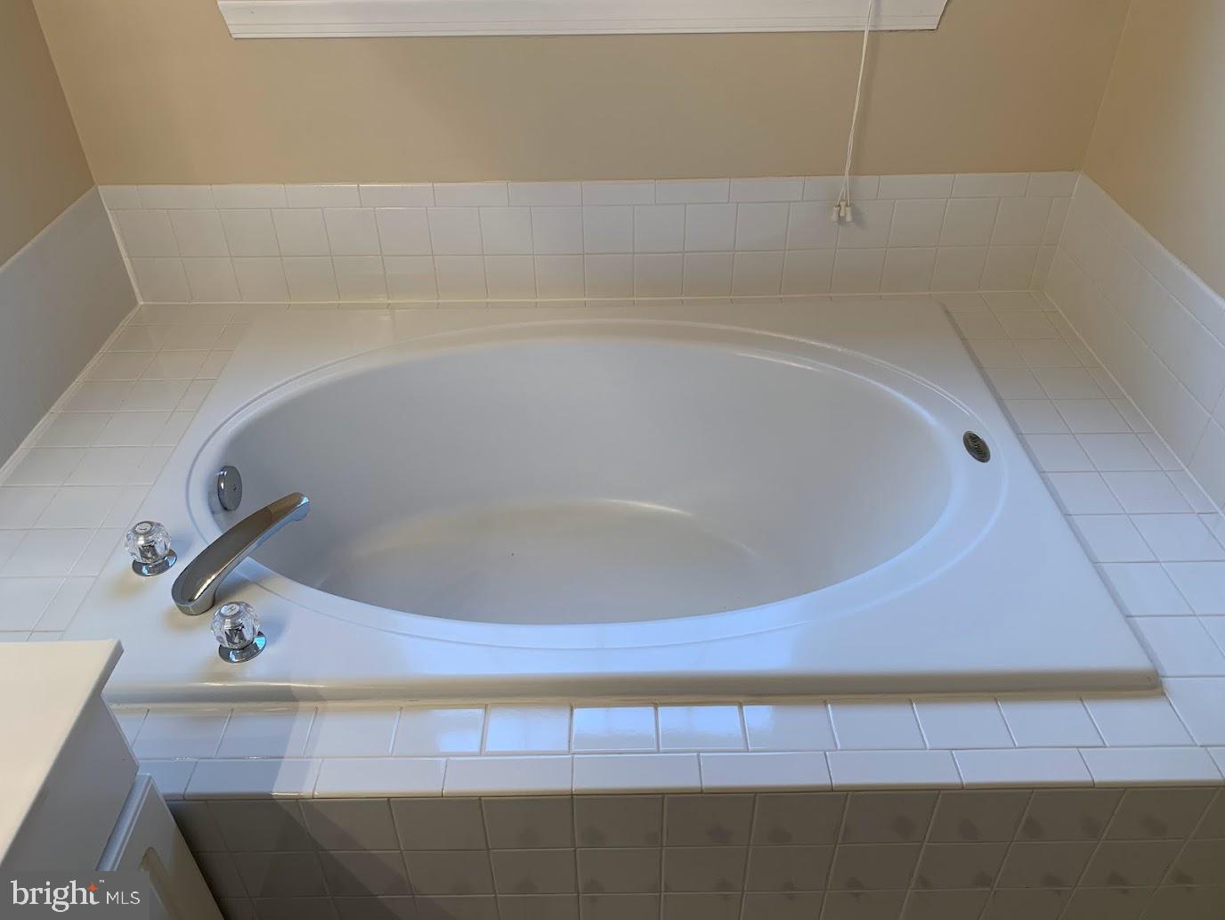 BELMONT BAY - Residential Lease