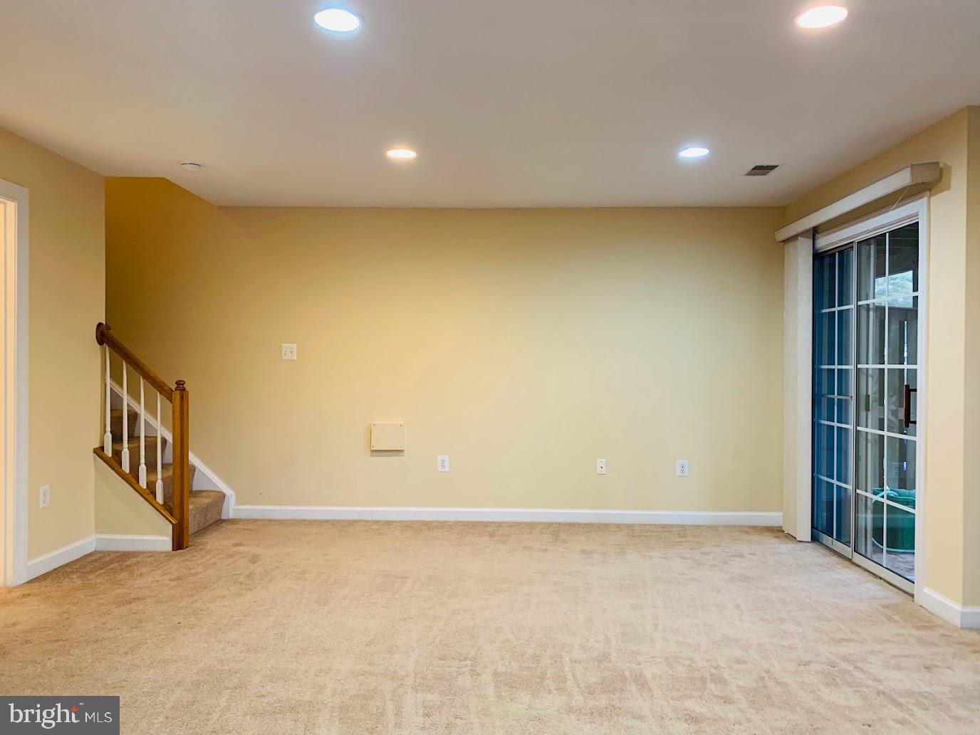 BELMONT BAY - Residential Lease