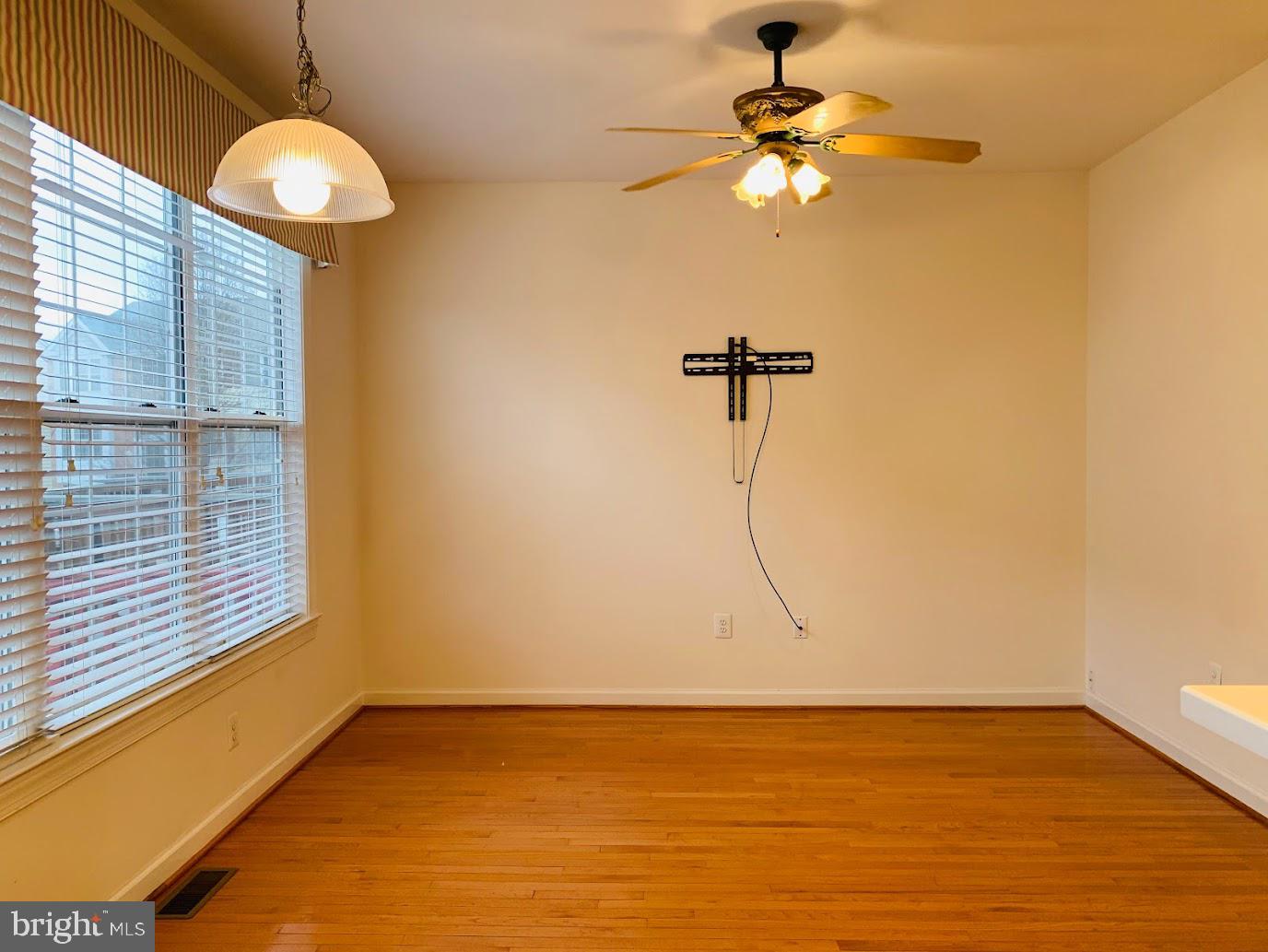 BELMONT BAY - Residential Lease