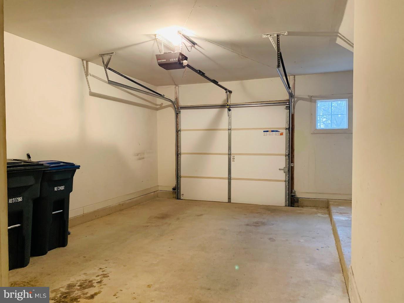 BELMONT BAY - Residential Lease