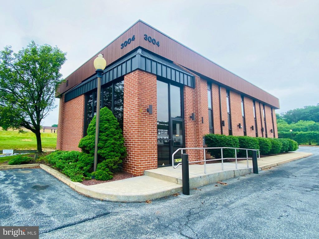 Photo of 3004 Hempland Road #SECOND FLOOR, LANCASTER, PA 17601 (MLS # PALA2085174)