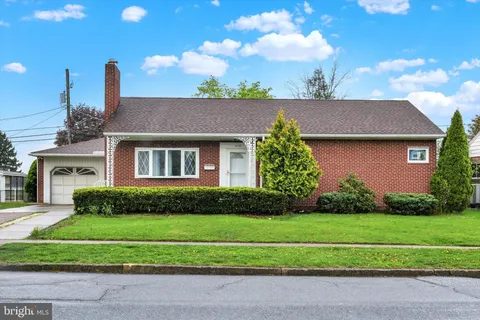 3735 Simpson Road, Harrisburg, PA MLS: PADA2044706