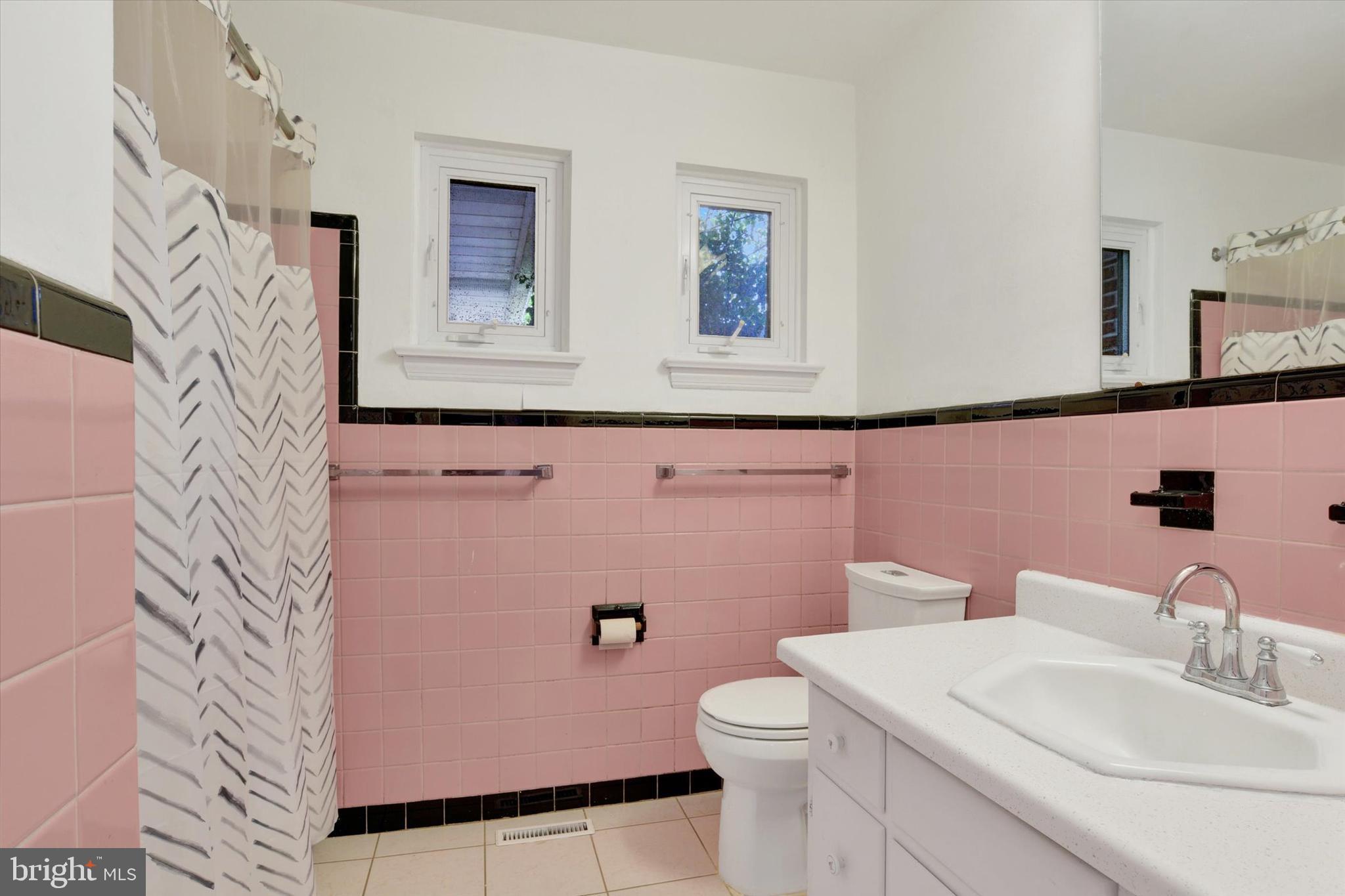 LENKER MANOR - Residential