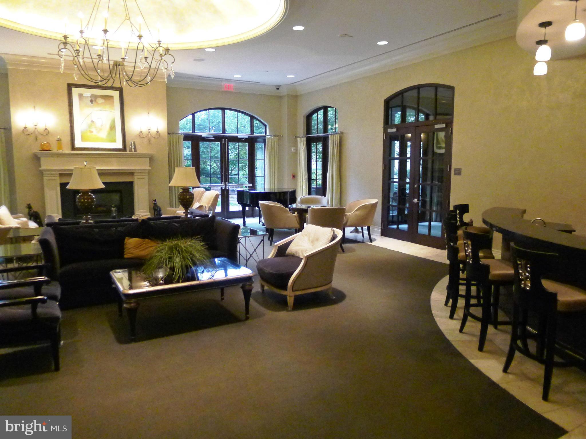 GALLERY AT WHITE FLINT - Residential