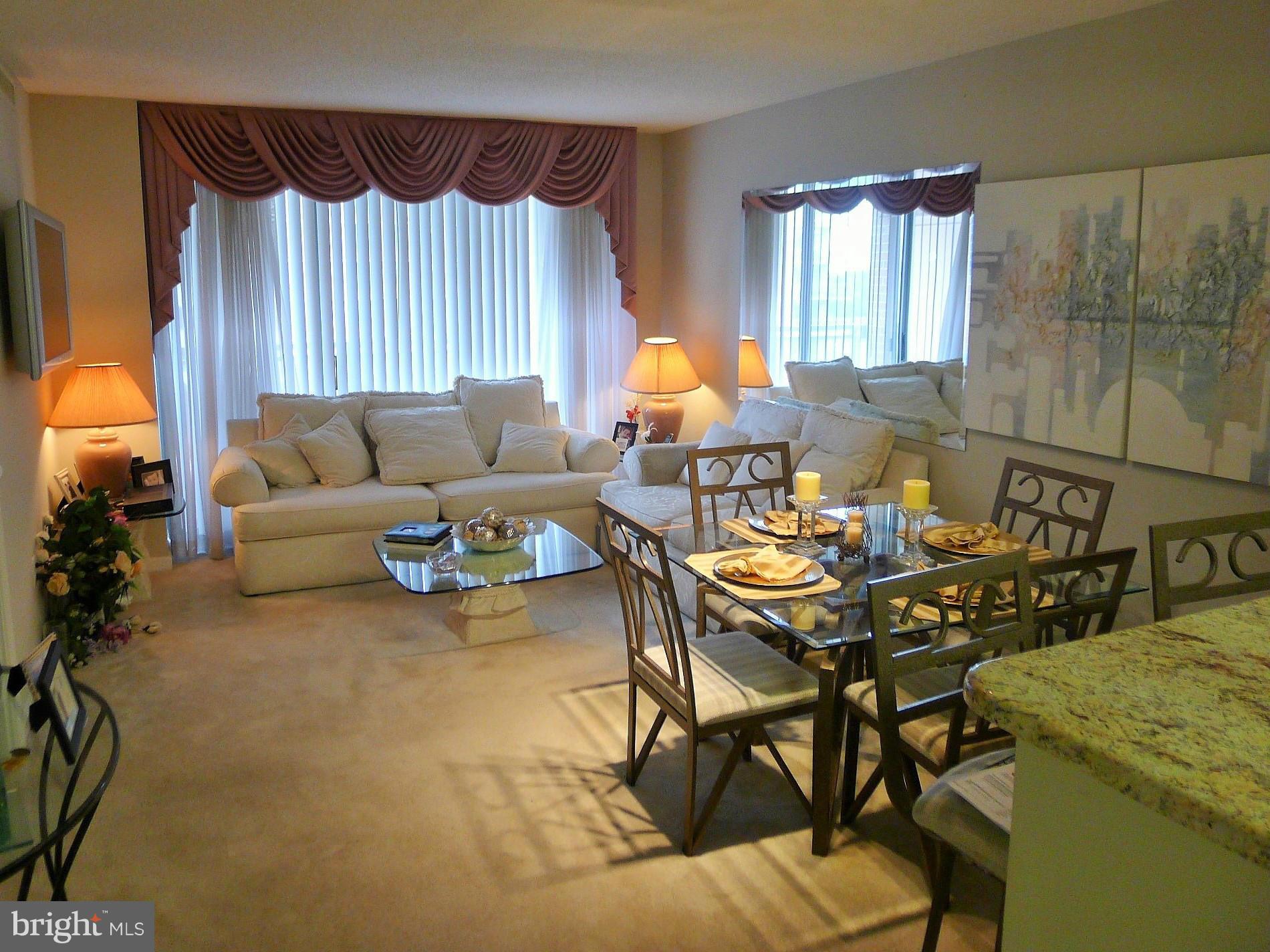 GALLERY AT WHITE FLINT - Residential