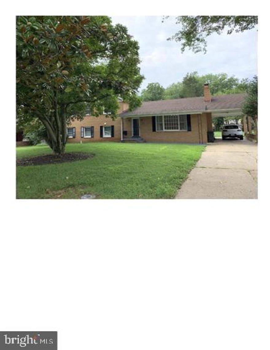 This spacious and beautiful  5 bedroom, 3 full bathroom, FOUR level single family home could be yours! This home boasts of 2 MASTER BEDROOMS, stainless steel appliances, formal dining space, 2 fireplaces, remodeled bathrooms, living room, and family room with direct access to paved deck and large flat backyard perfect for entertaining! Convenient carport leading directly into large open kitchen. Within a very short walking distance to the Potomac River, close to the National Harbor, Tanger Outlet and minutes from Washington, DC.   No pets please.