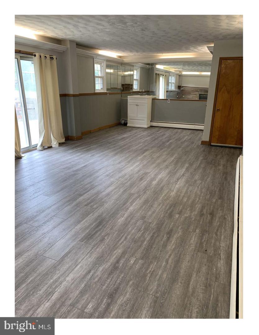 INDIAN QUEEN - Residential Lease