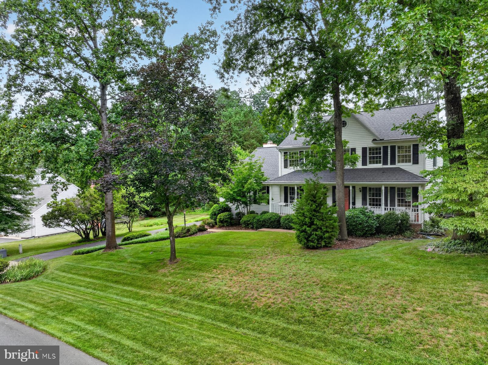 1482 WESTCLIFF DRIVE