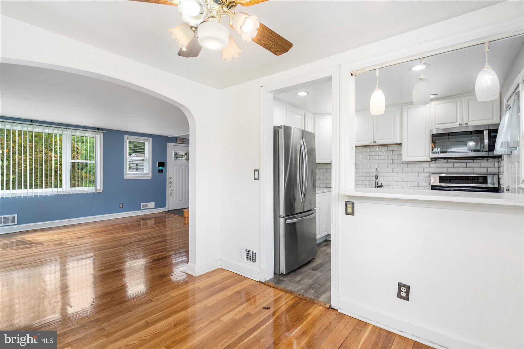 LAKE WALKER - Residential