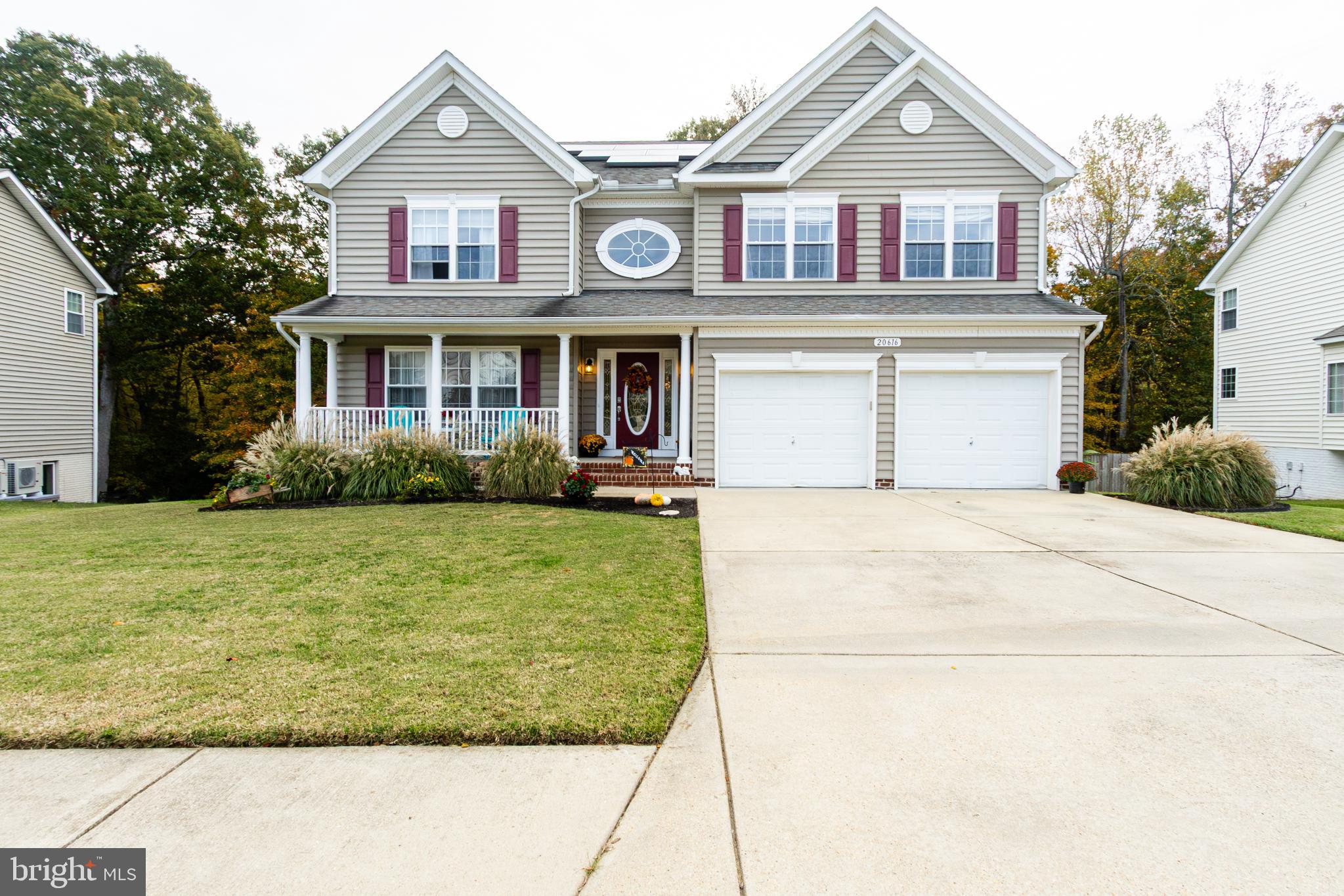 PEMBROOKE - Residential