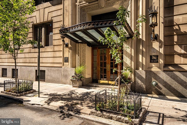 250 S 13TH ST APT 1F, PHILADELPHIA, PA 19107 - Image e0e5d9459f6c1d71a113aaeb2c73b2d2/1093425974