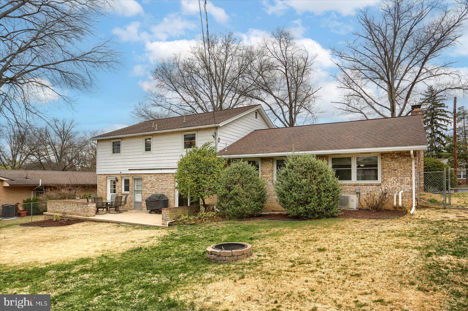 LATSHMERE MANOR - Residential