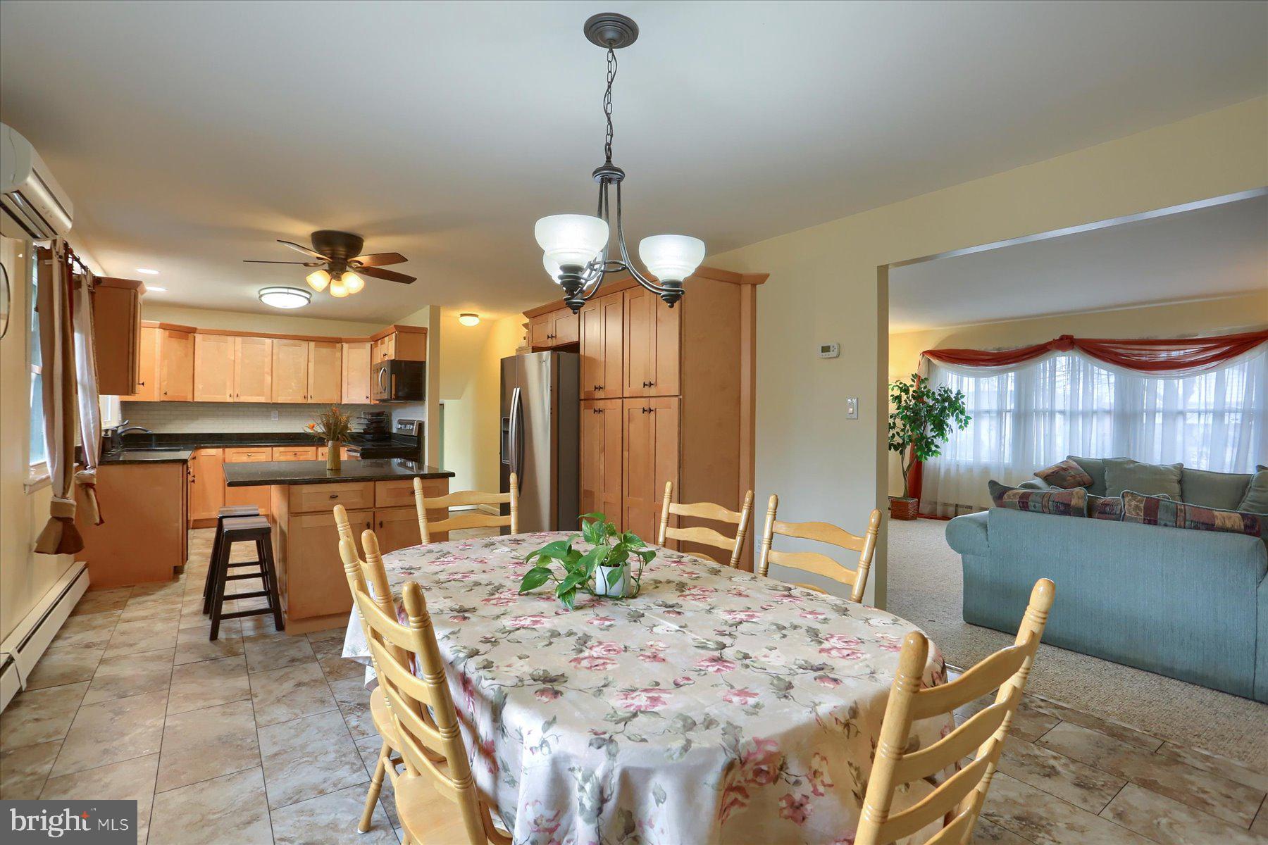 LATSHMERE MANOR - Residential