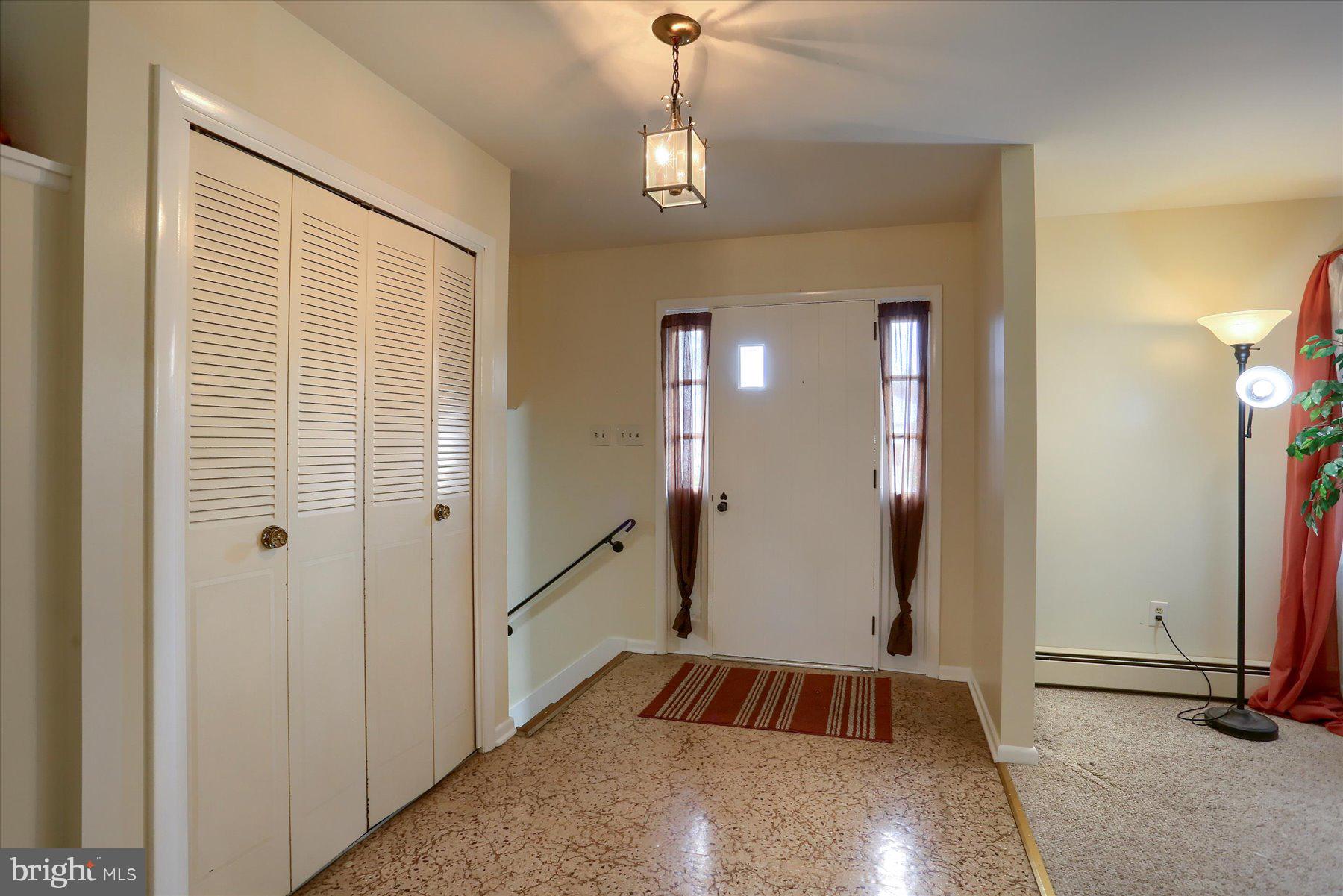 LATSHMERE MANOR - Residential