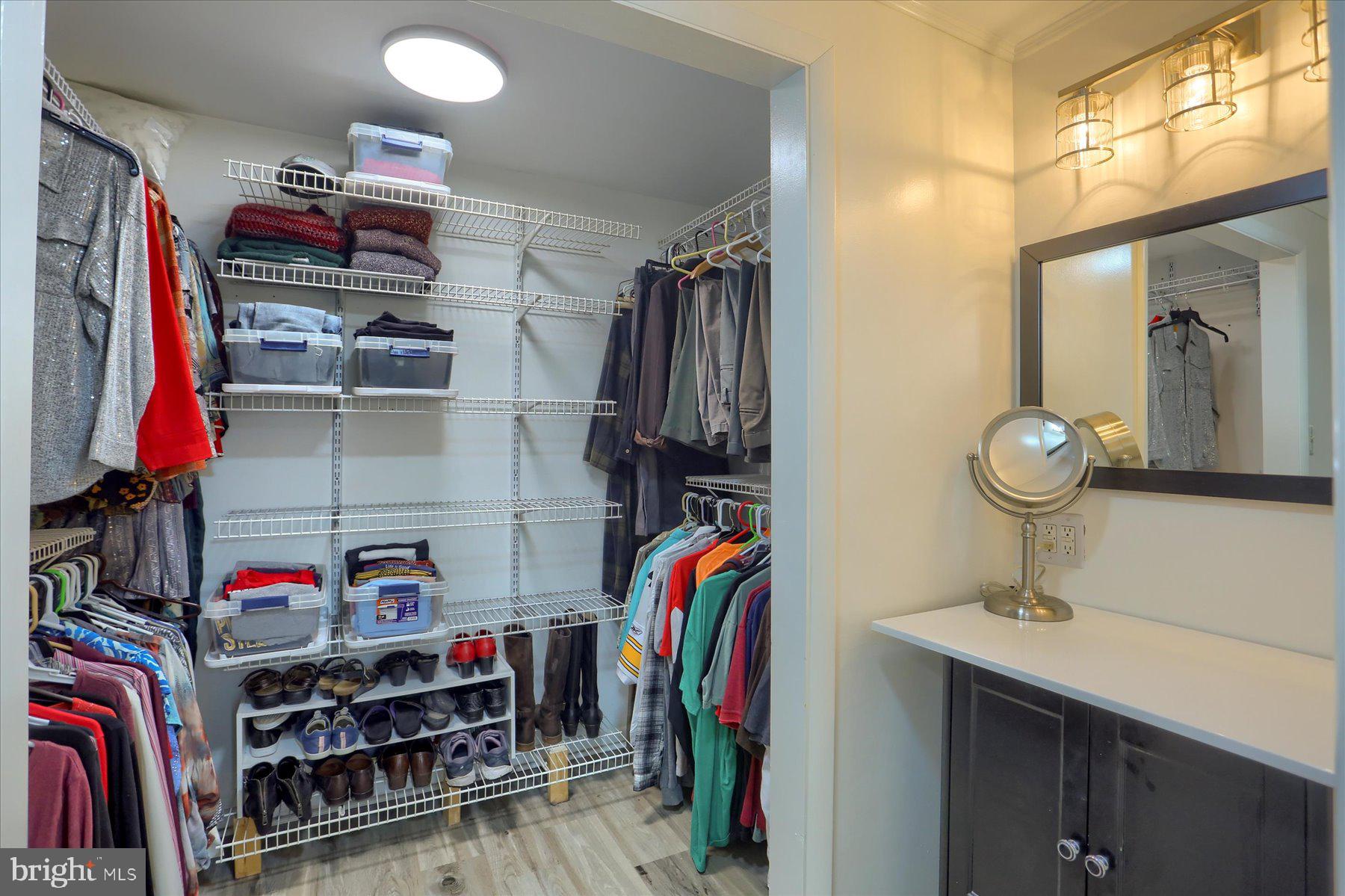 LATSHMERE MANOR - Residential