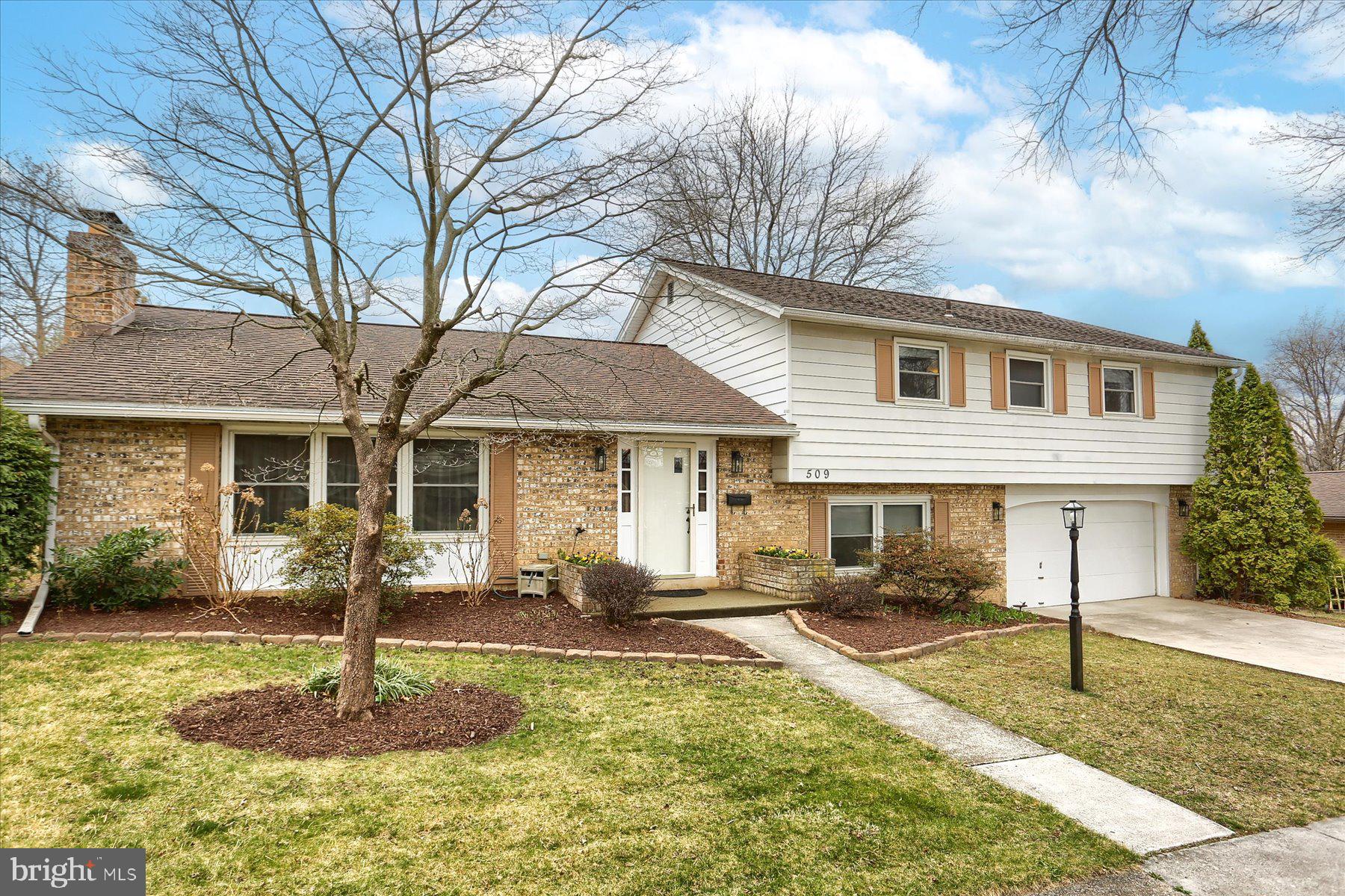 LATSHMERE MANOR - Residential