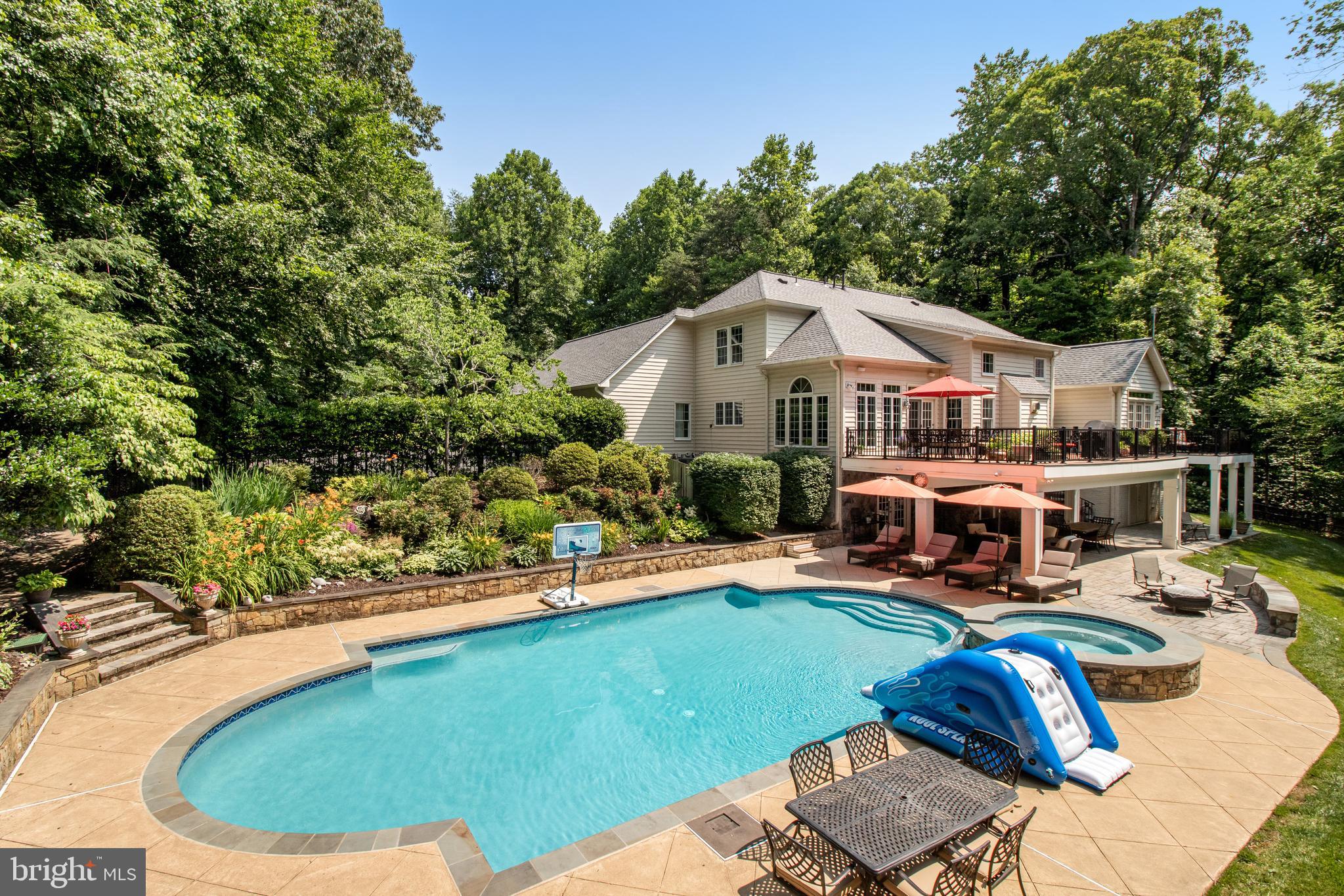 BALMORAL GREENS - Residential