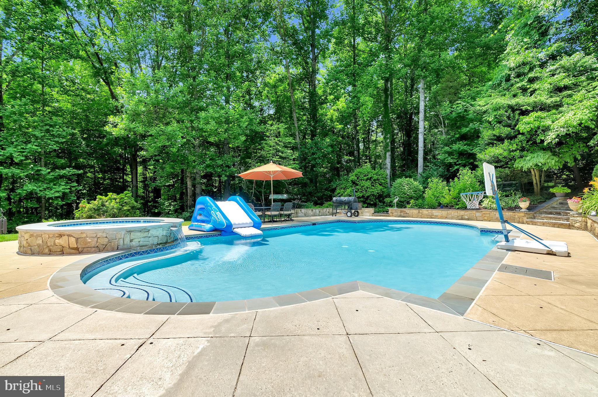 BALMORAL GREENS - Residential